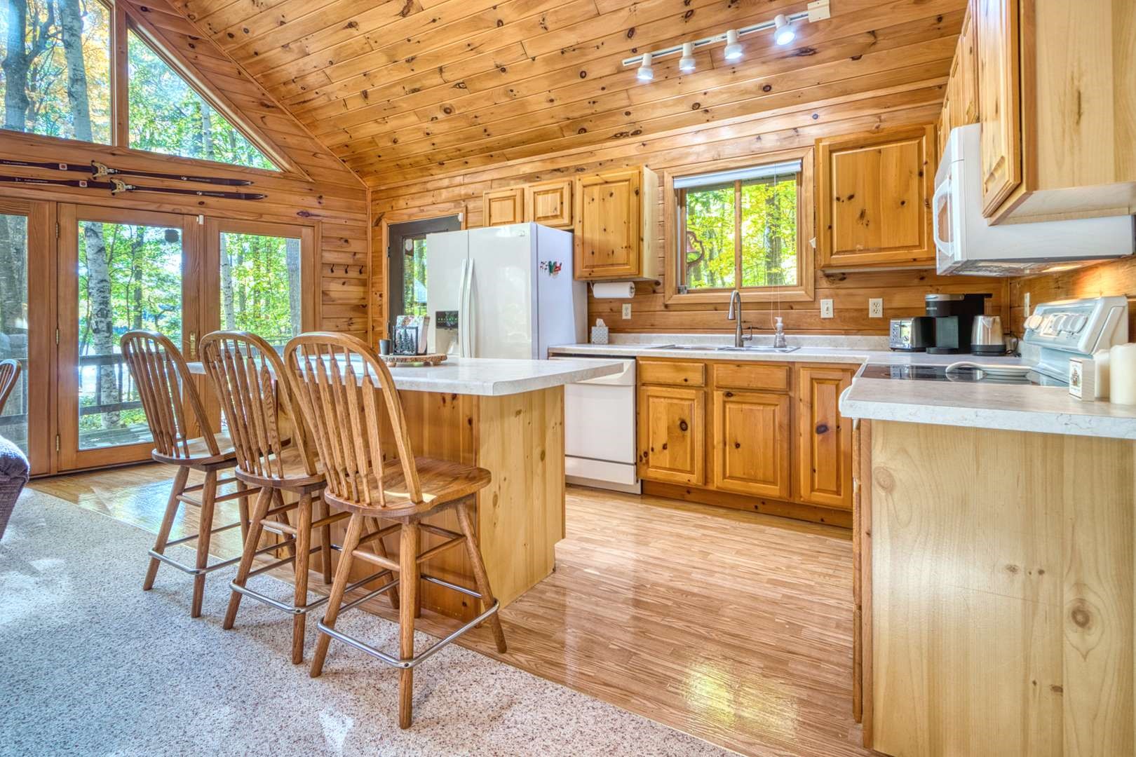 1903 29 3/4 Avenue Property Photo 9