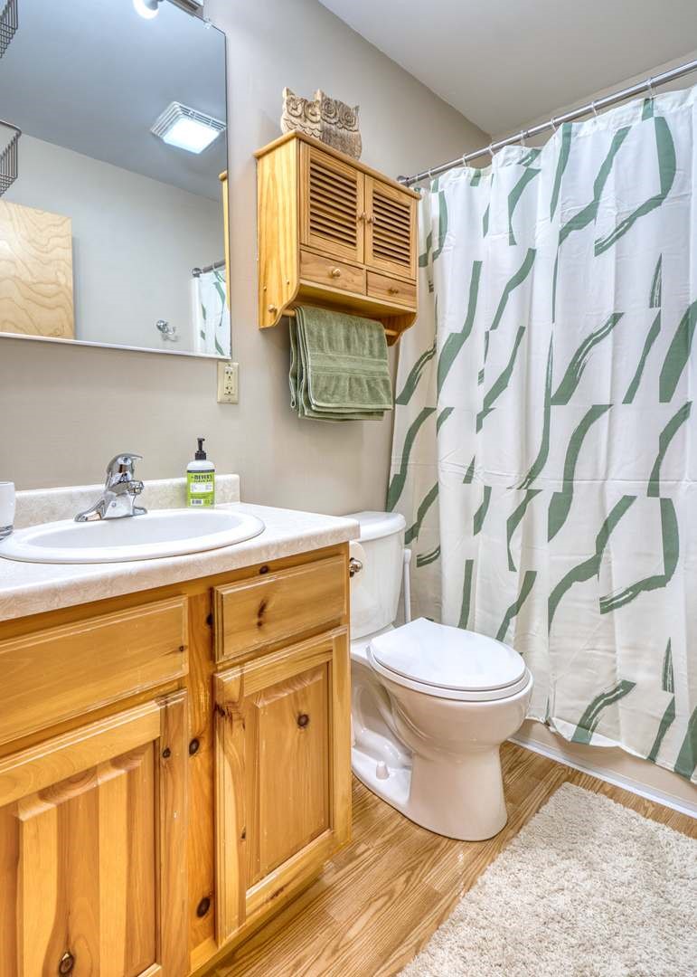 1903 29 3/4 Avenue Property Photo 16