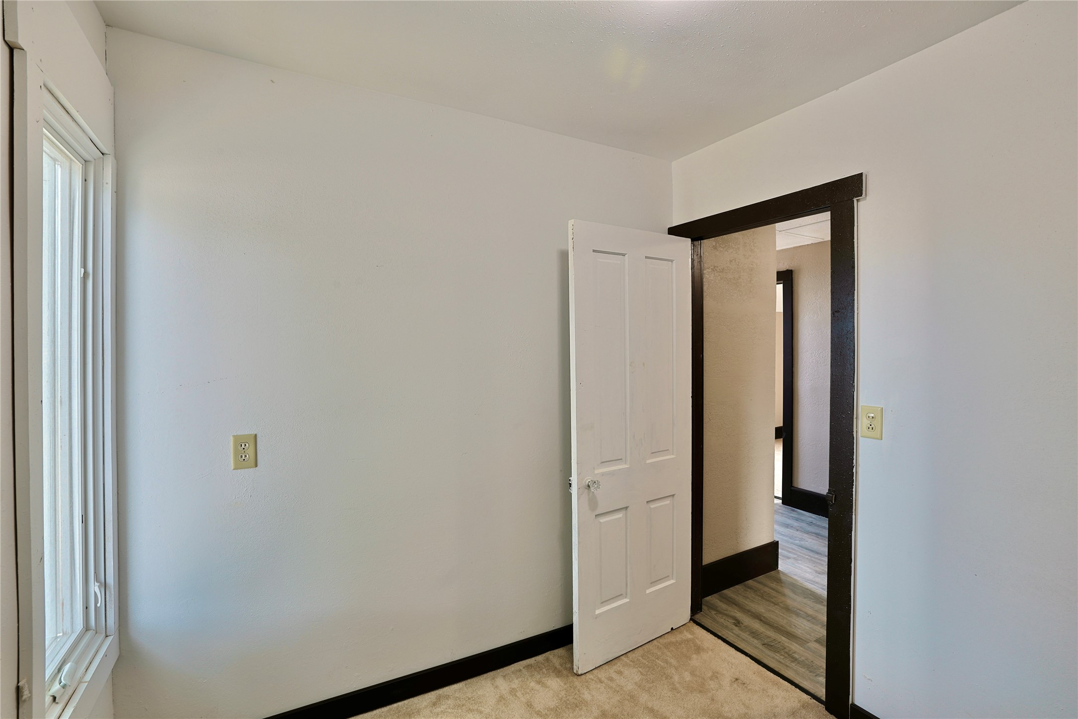 311 E Main Street Property Photo 32