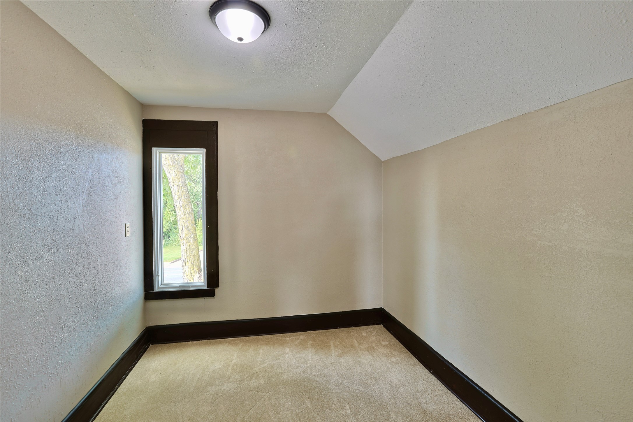 311 E Main Street Property Photo 33