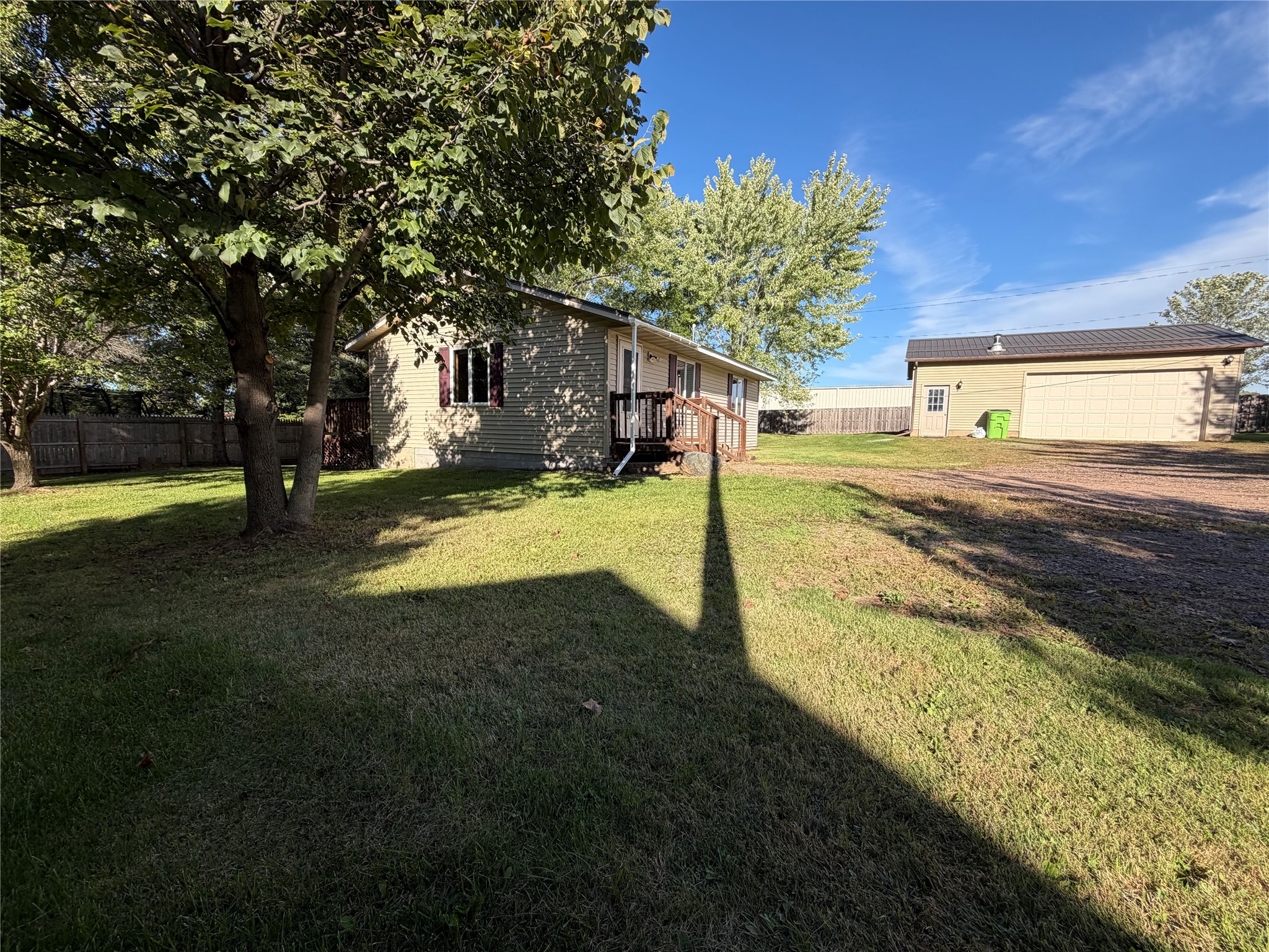232 N Central Street Property Photo 7