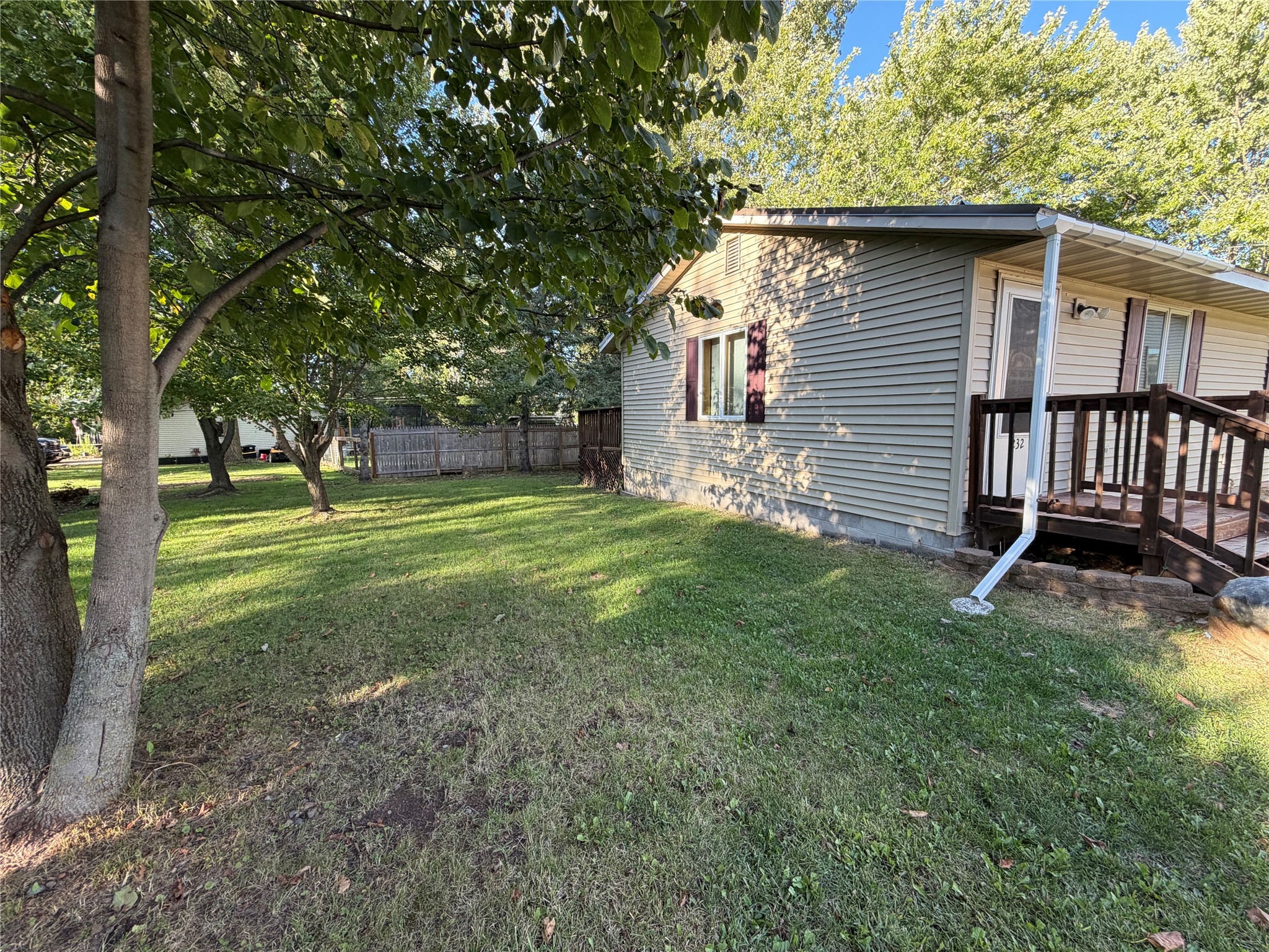 232 N Central Street Property Photo 8