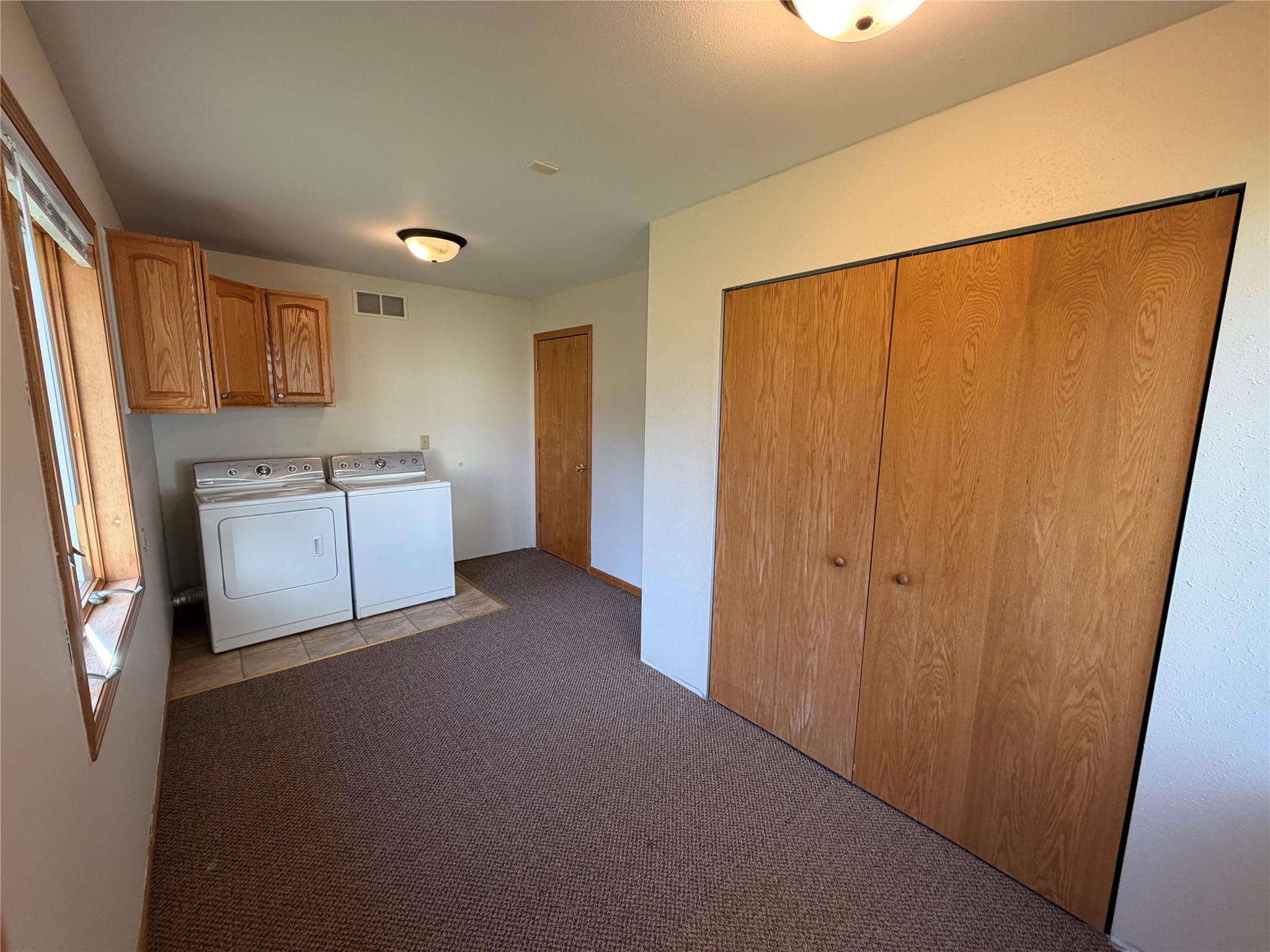 232 N Central Street Property Photo 34