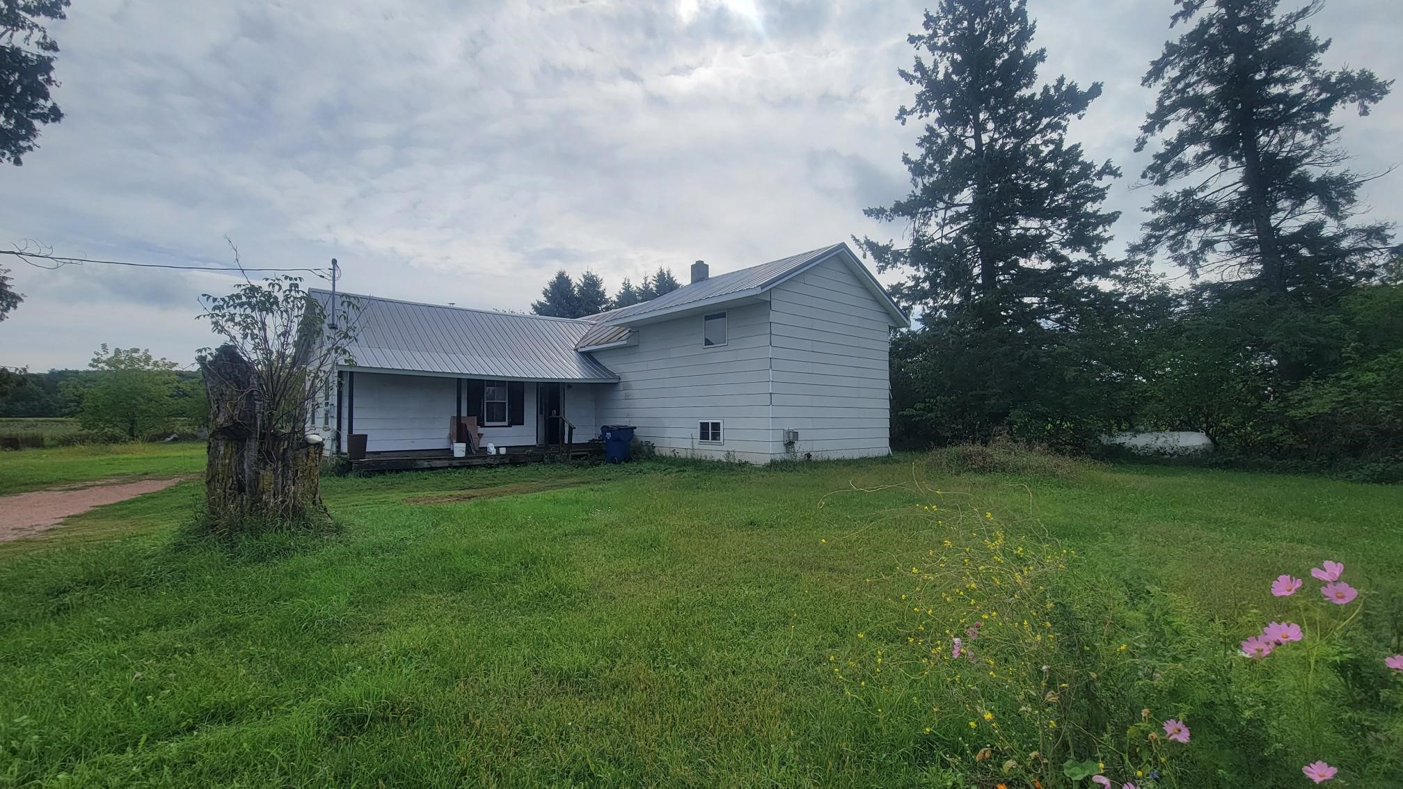 3585 Highway 49 Property Photo 2