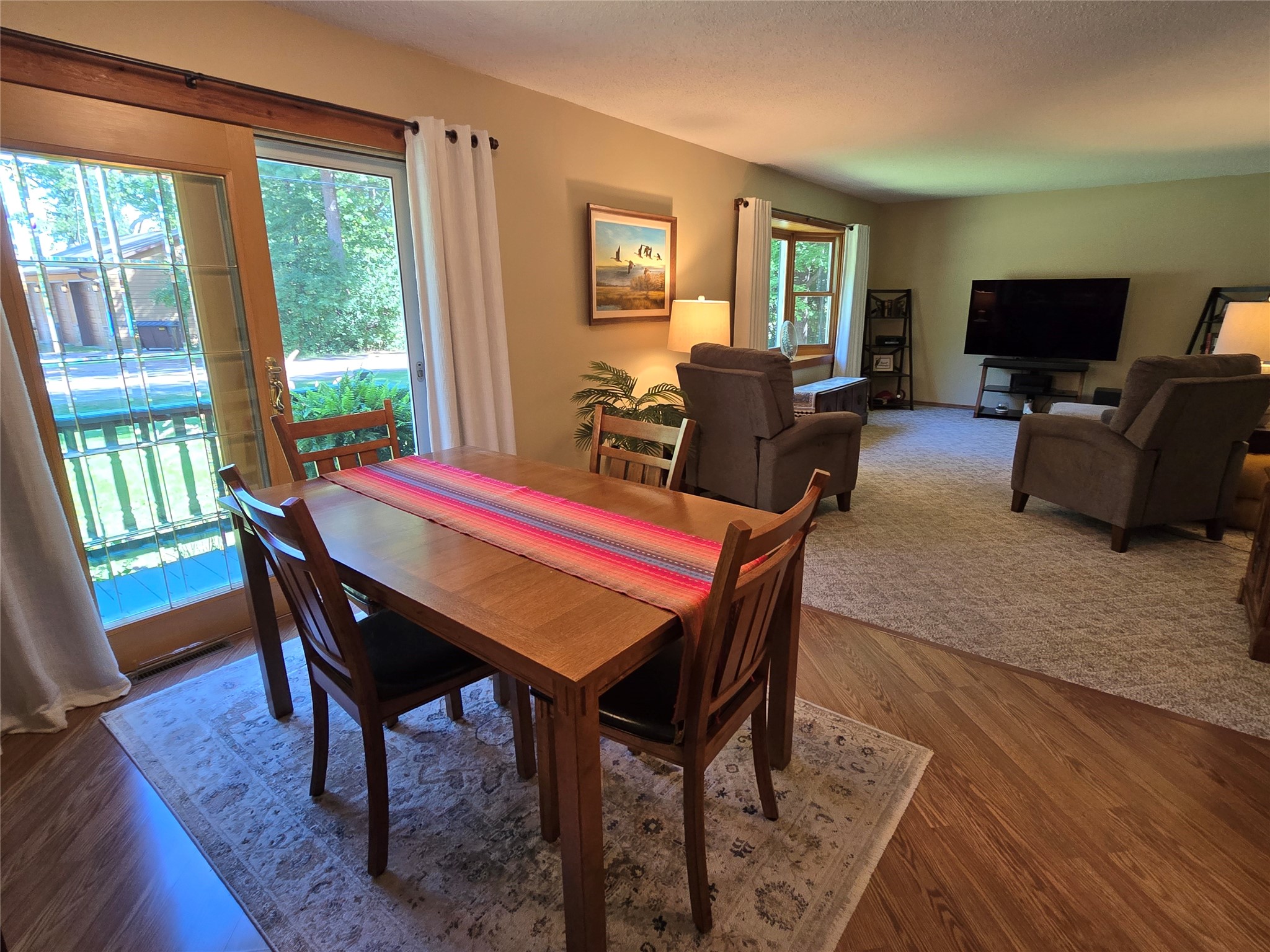 1877 Pinewood Avenue Property Photo 9