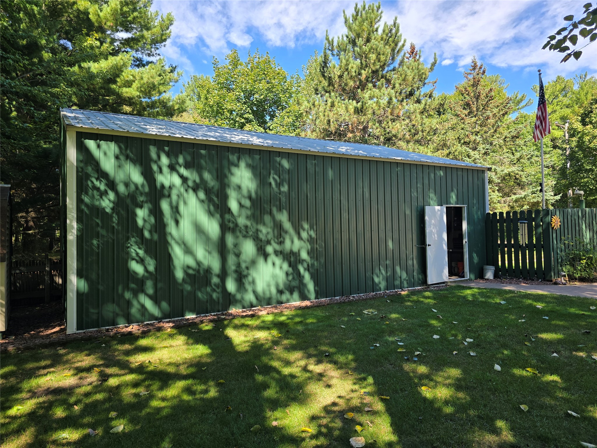 1877 Pinewood Avenue Property Photo 35