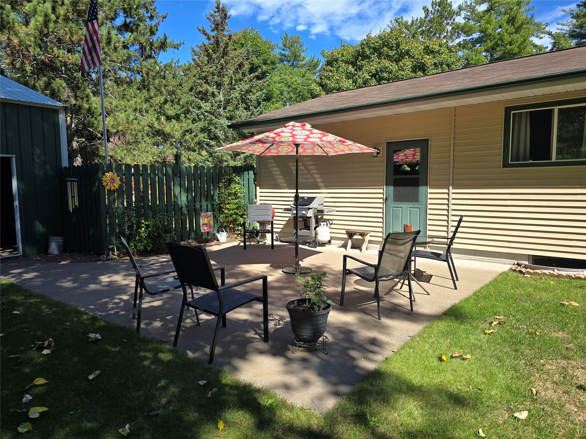 1877 Pinewood Avenue Property Photo 36