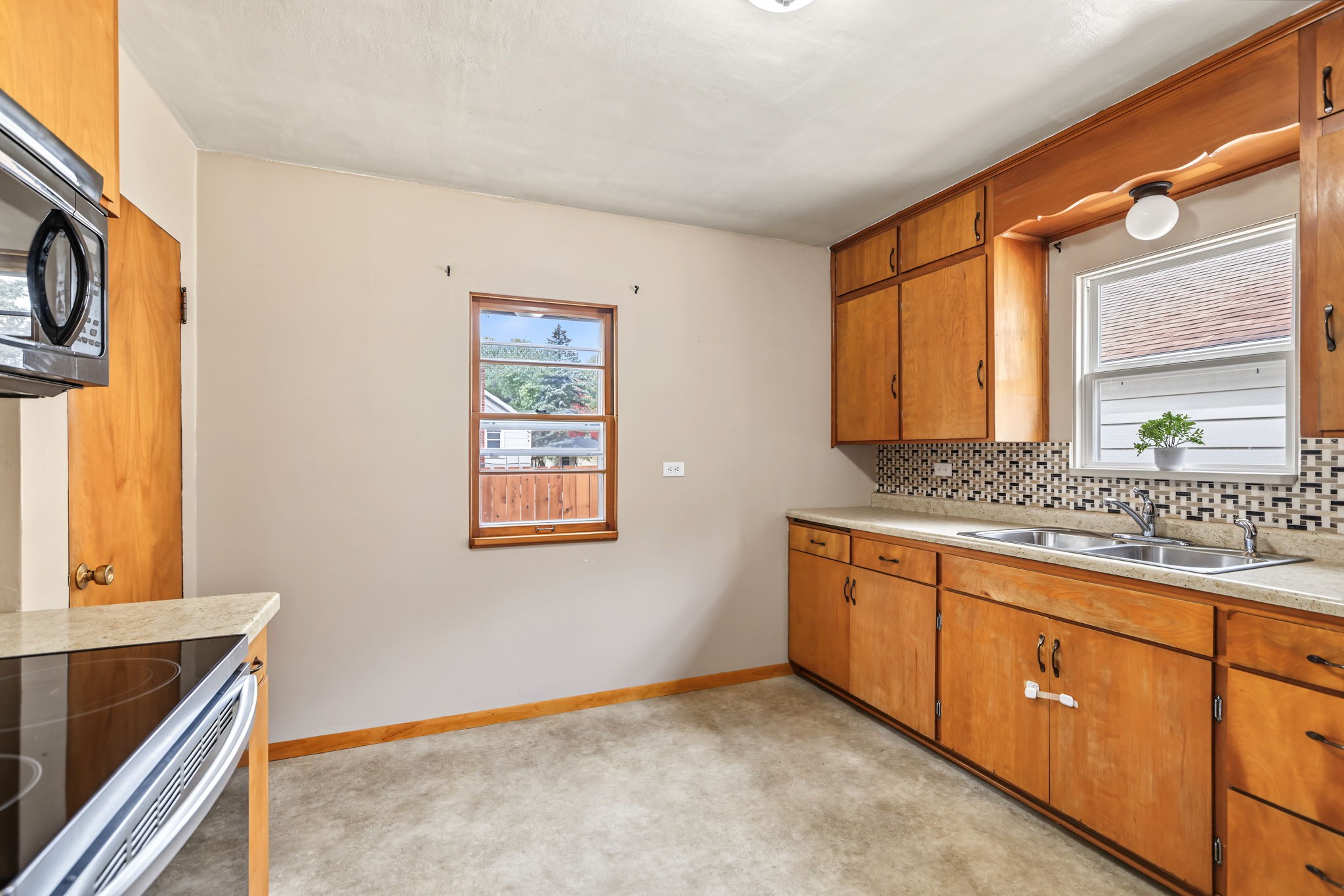 1510 Woodland Avenue Property Photo 15