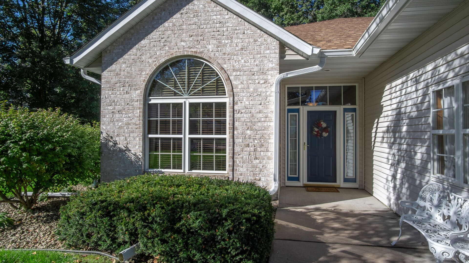 3808 Gables Court Property Photo 4