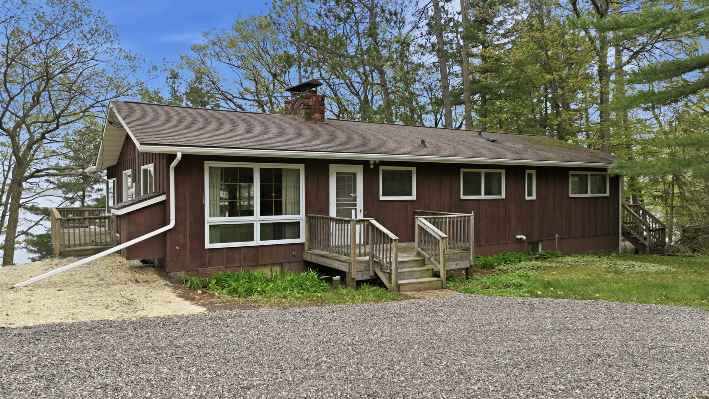 6092n West Shore Lane Property Photo 1
