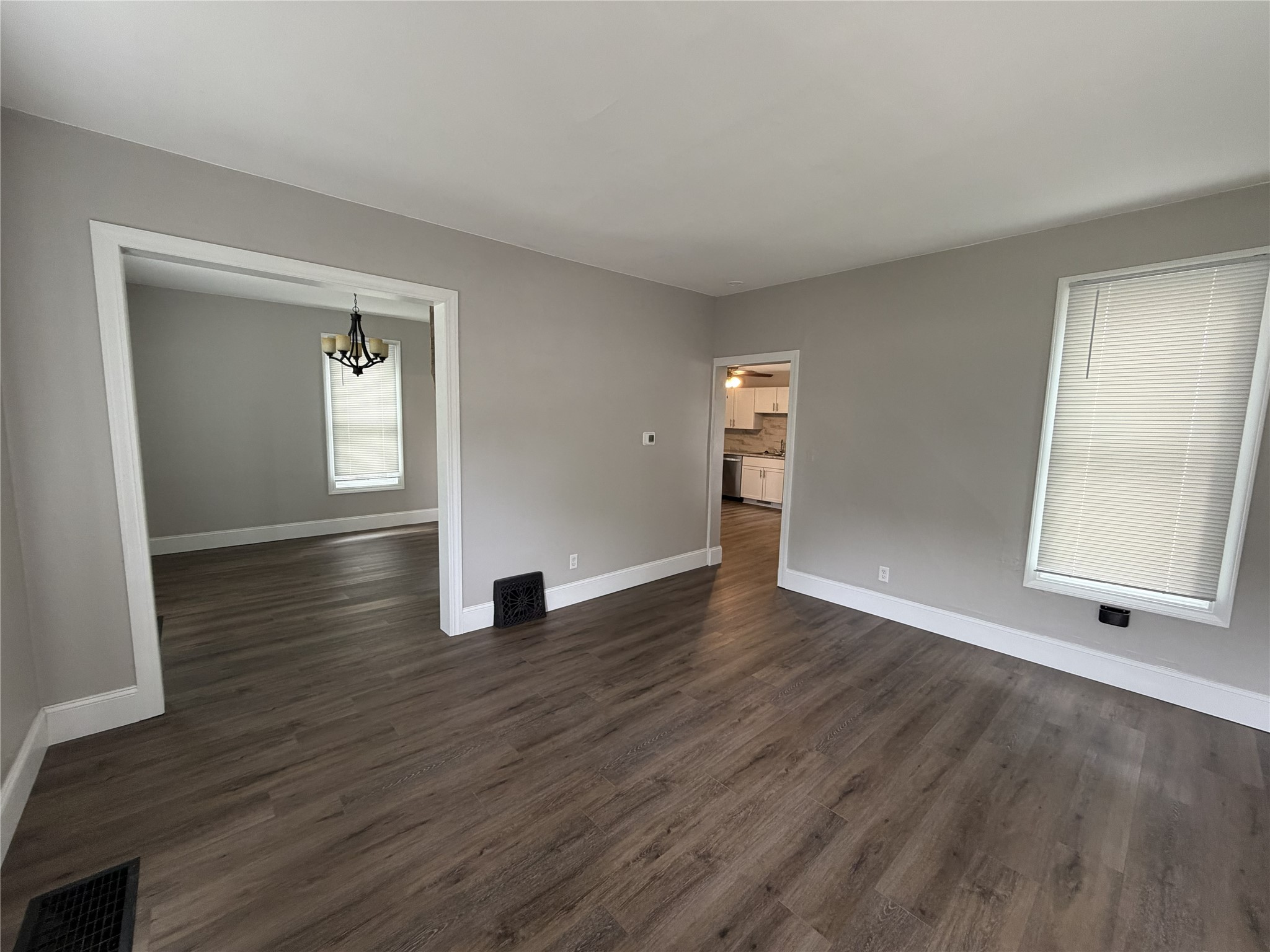 406 Talmadge Street Property Photo 3