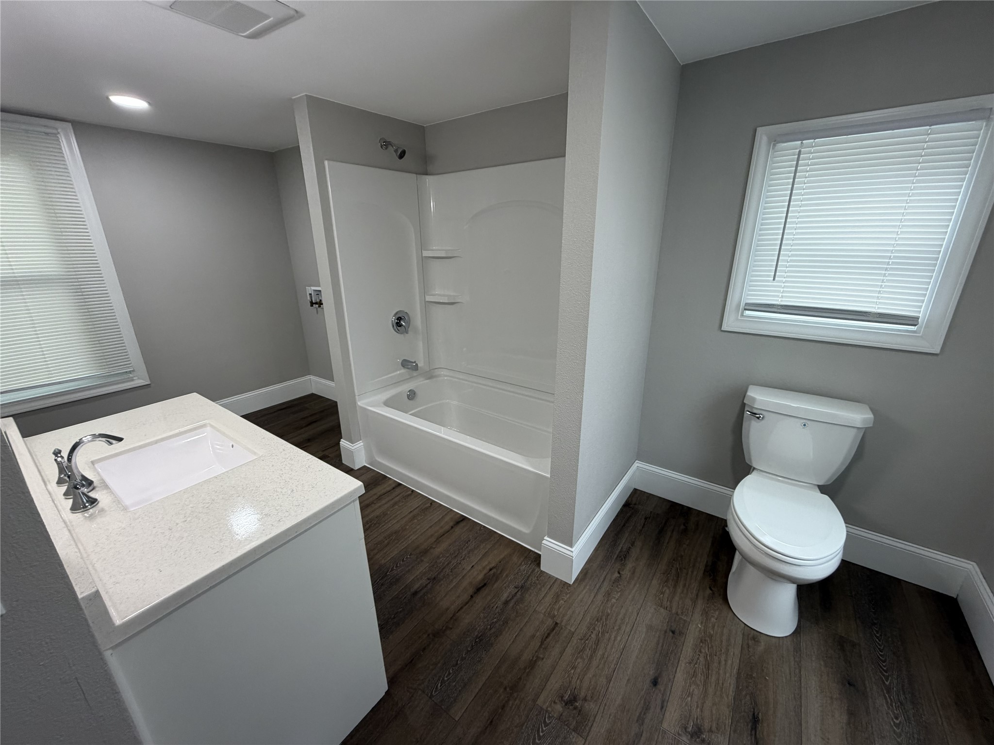 406 Talmadge Street Property Photo 13