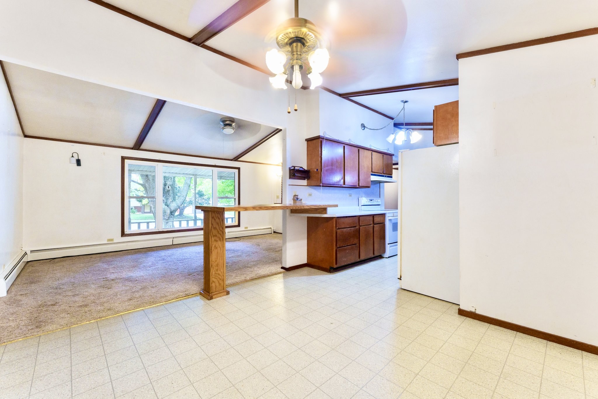 708 S Wisconsin Street Property Photo 8