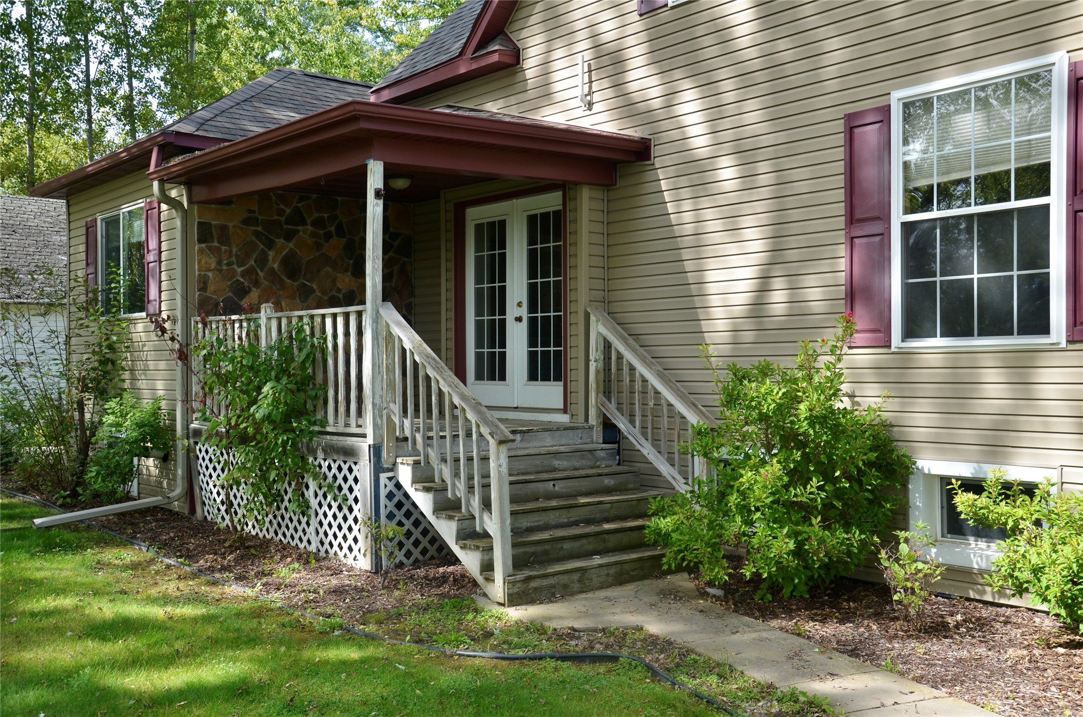 801 N Division Street Property Photo 12
