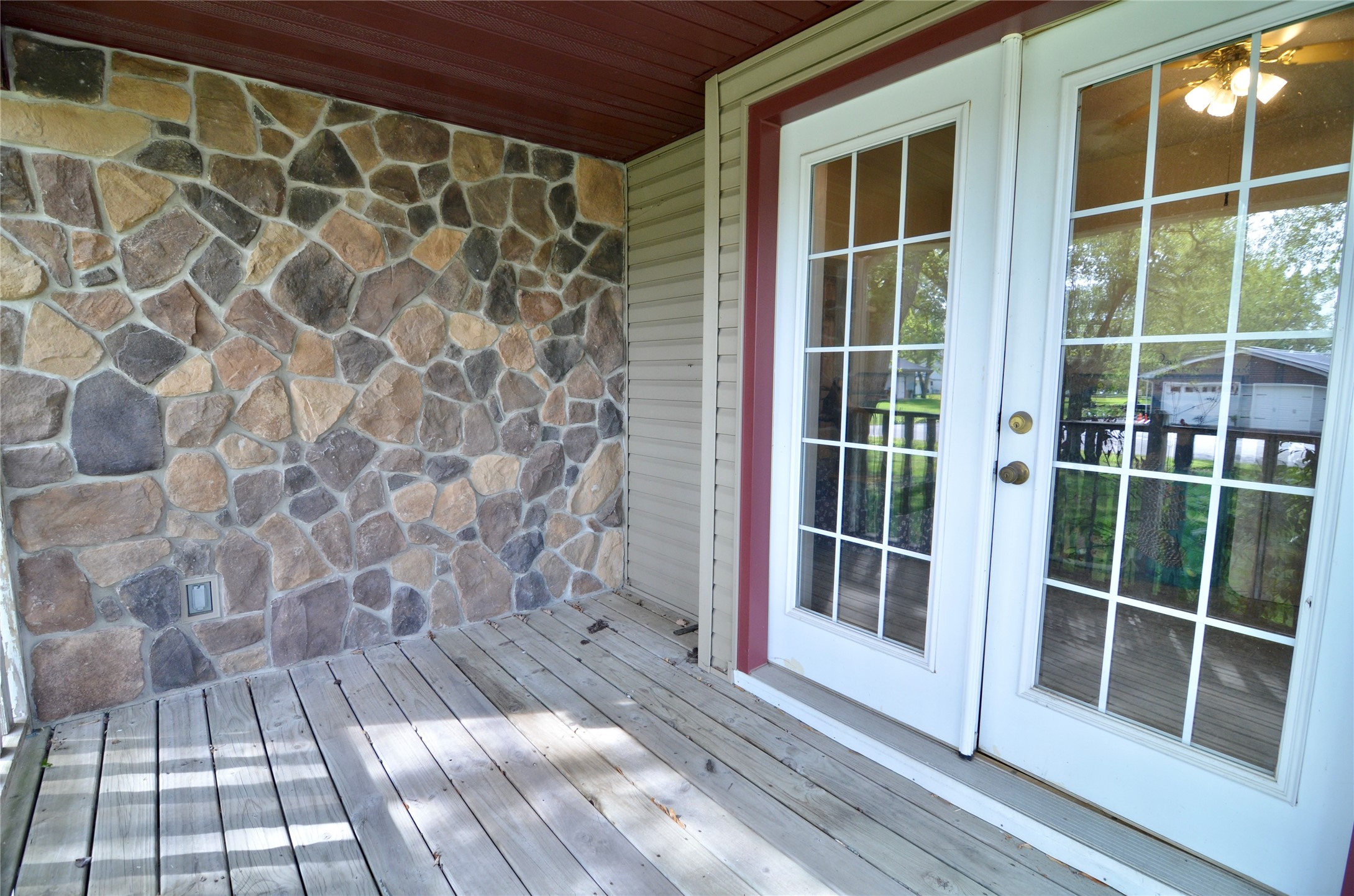 801 N Division Street Property Photo 13
