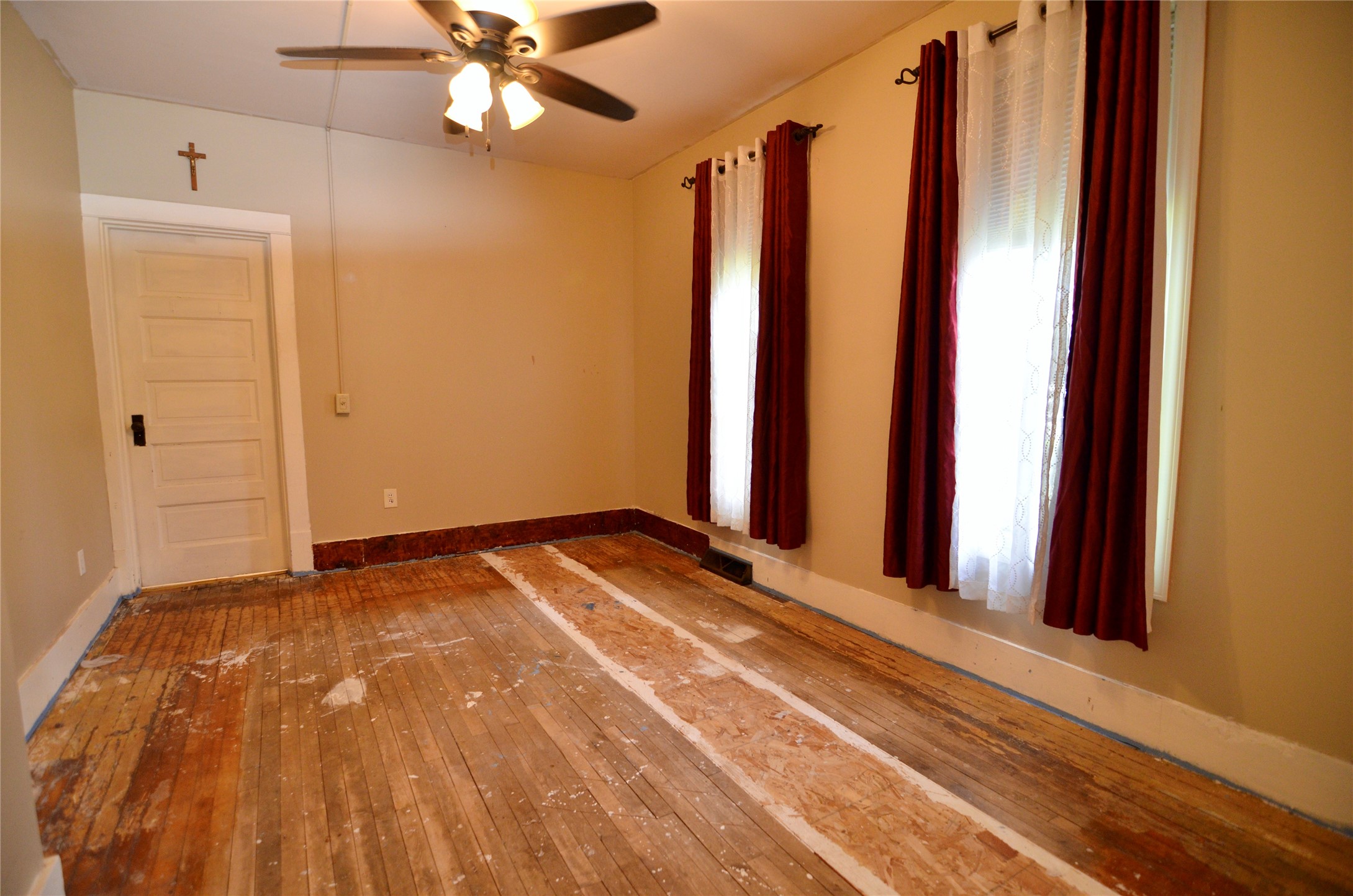 801 N Division Street Property Photo 23