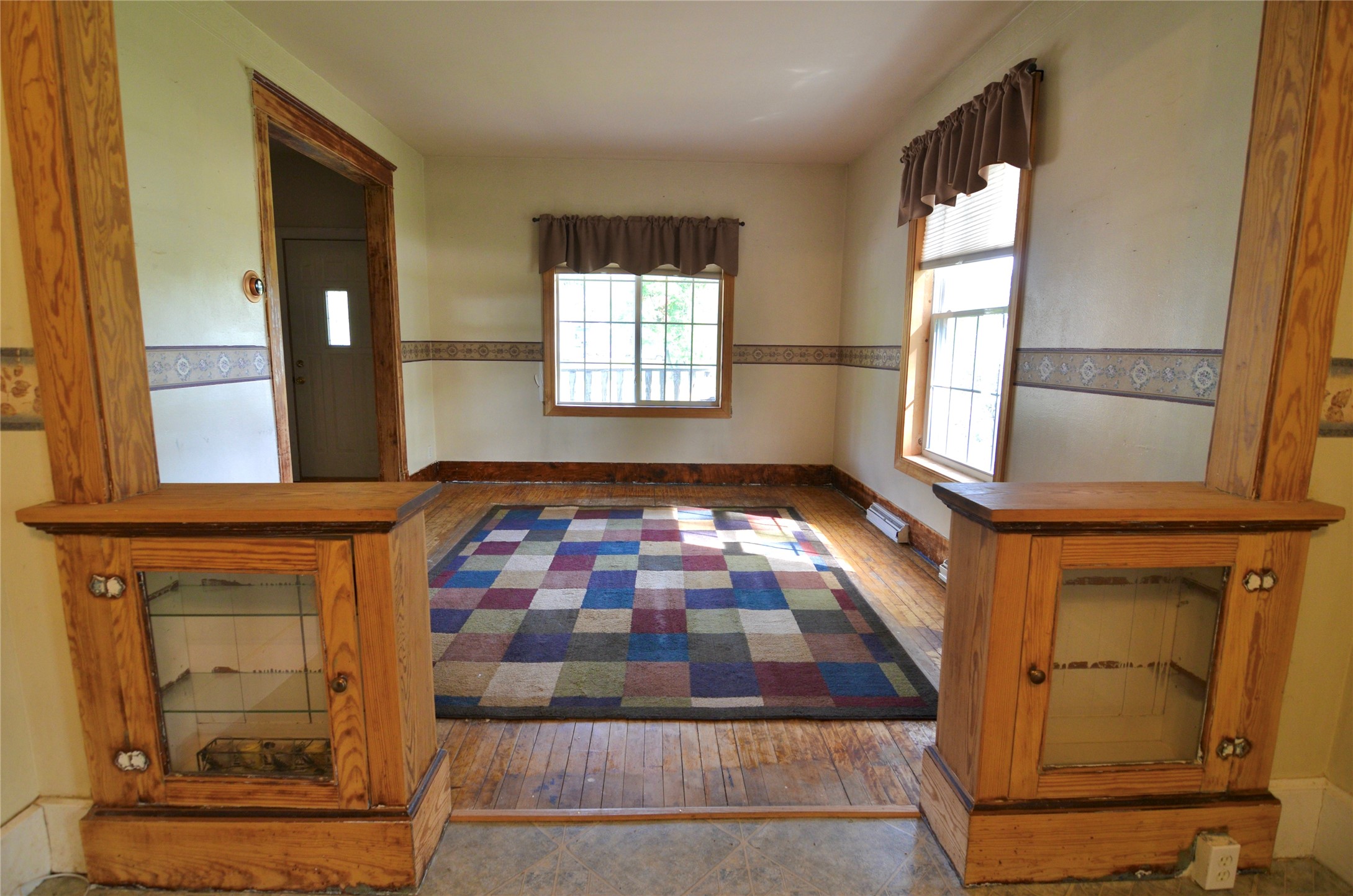 801 N Division Street Property Photo 25