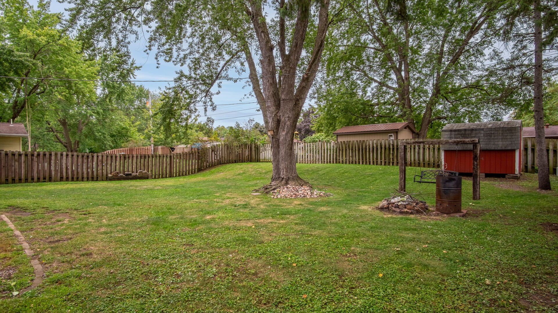 2936 Jupiter Avenue Property Photo 7