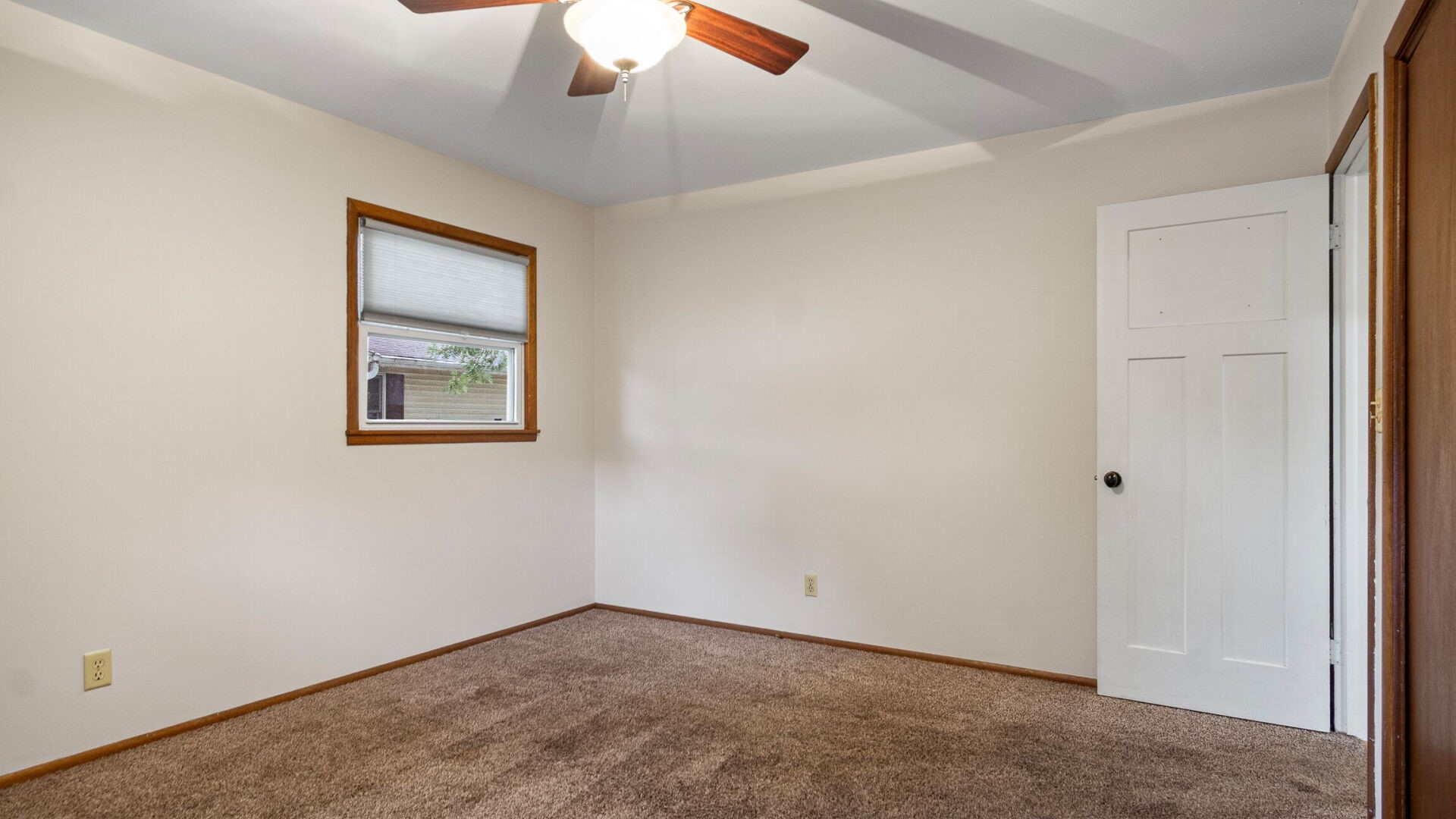2936 Jupiter Avenue Property Photo 33