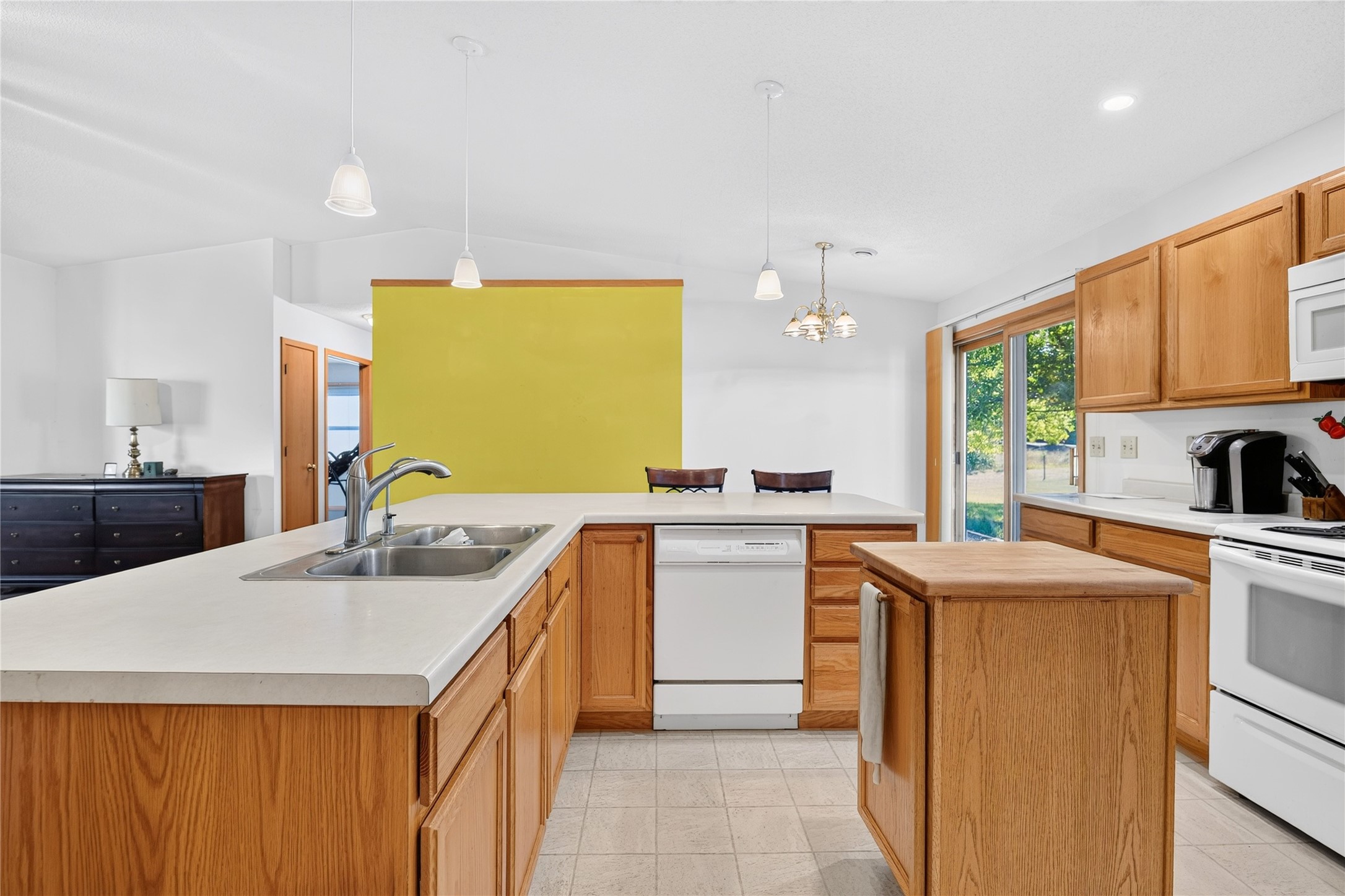 149 Bond Avenue Property Photo 13