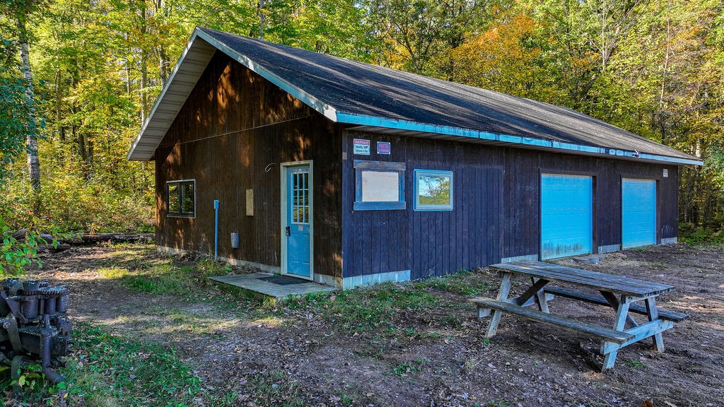 W6200 Highway 70 Property Photo 2