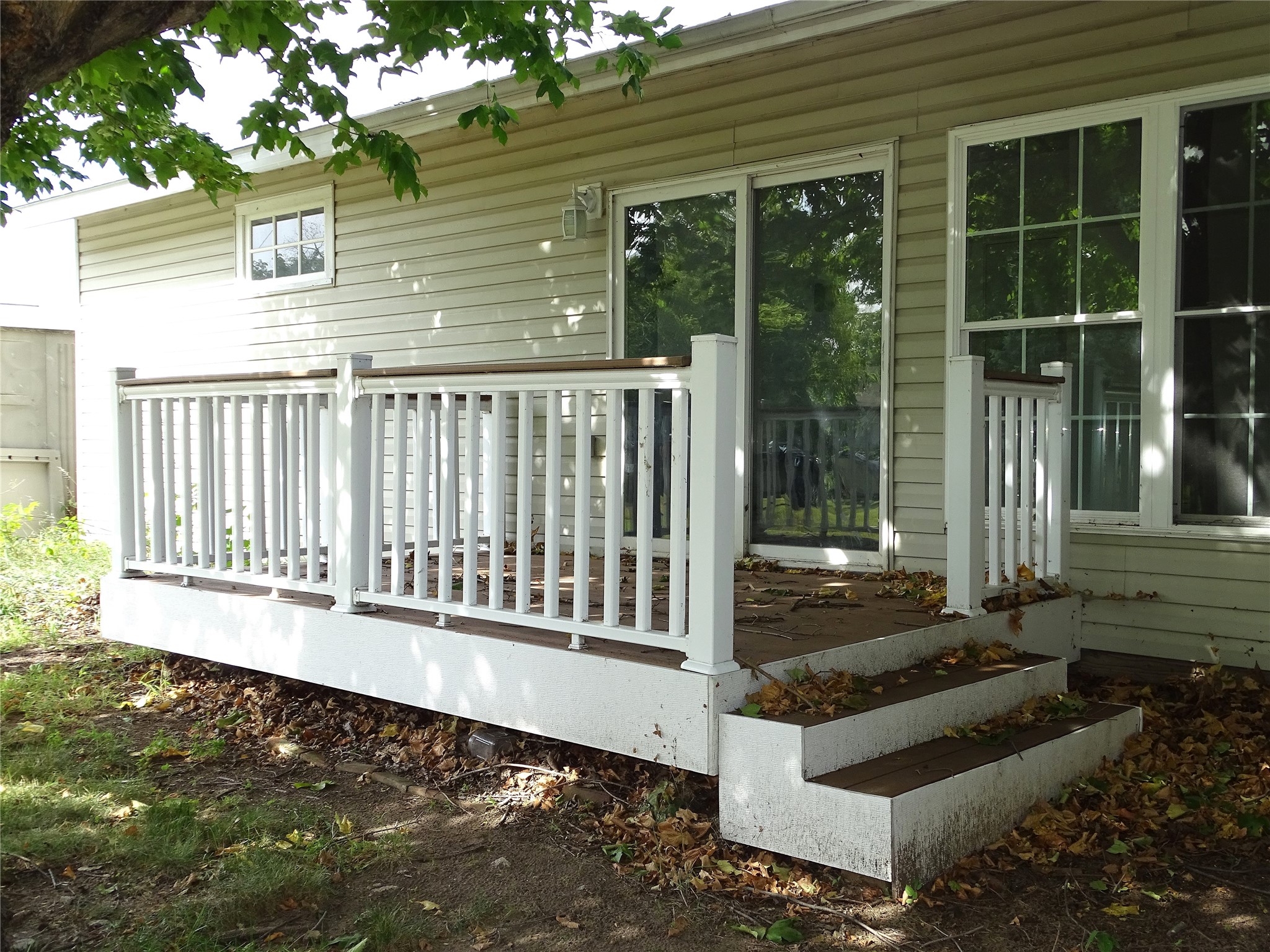 605 5th Street Property Photo 2
