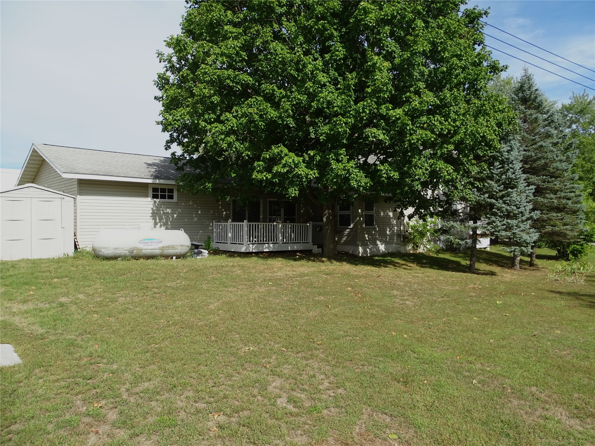 605 5th Street Property Photo 4