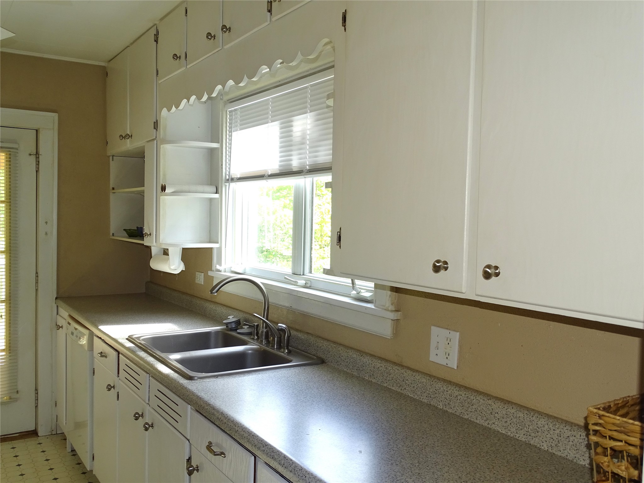 605 5th Street Property Photo 14