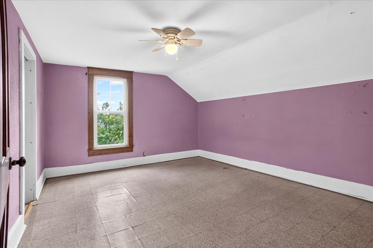 113 W Lincoln Avenue Property Photo 10