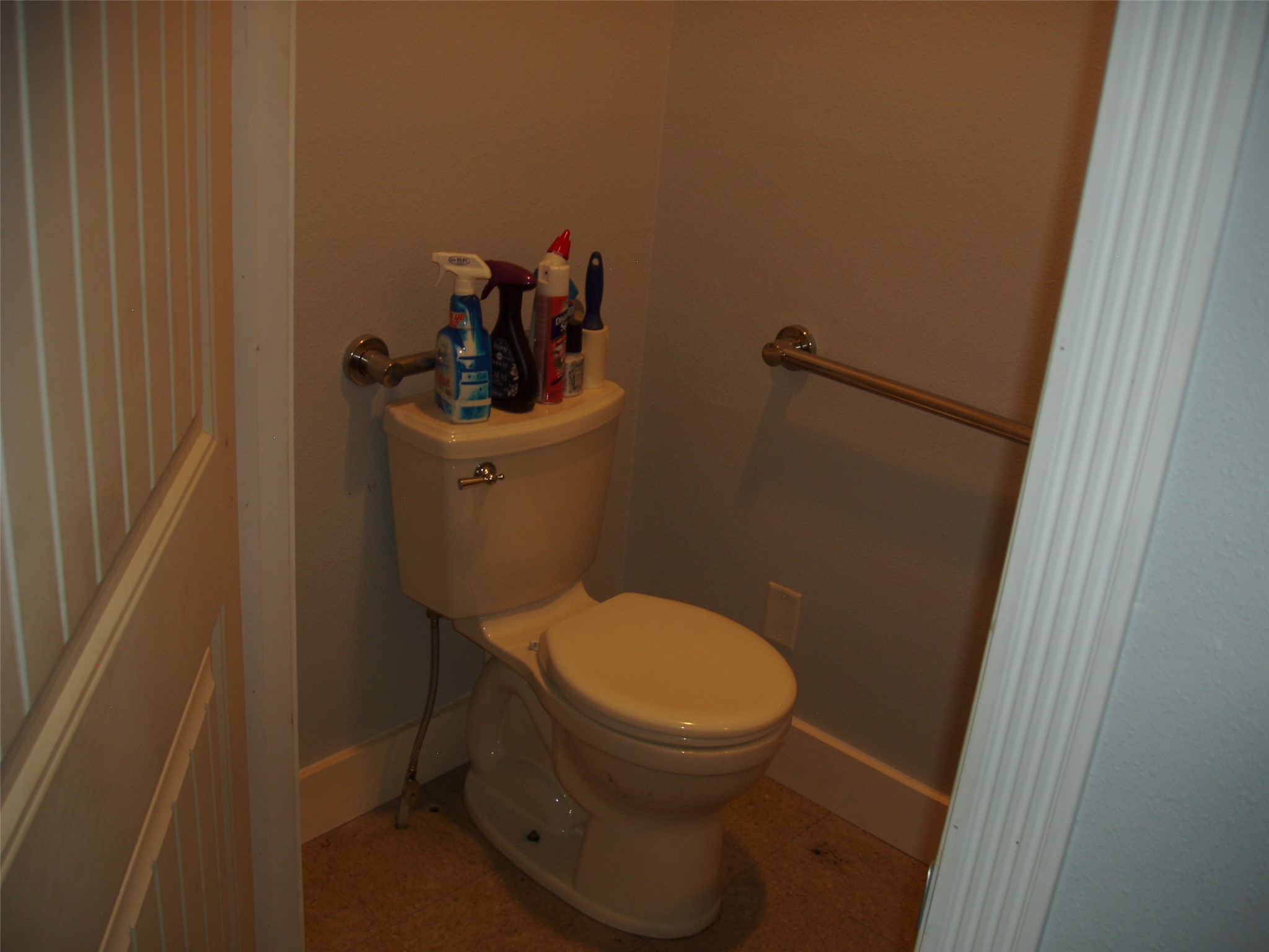 142 S Avon Avenue Property Photo 15
