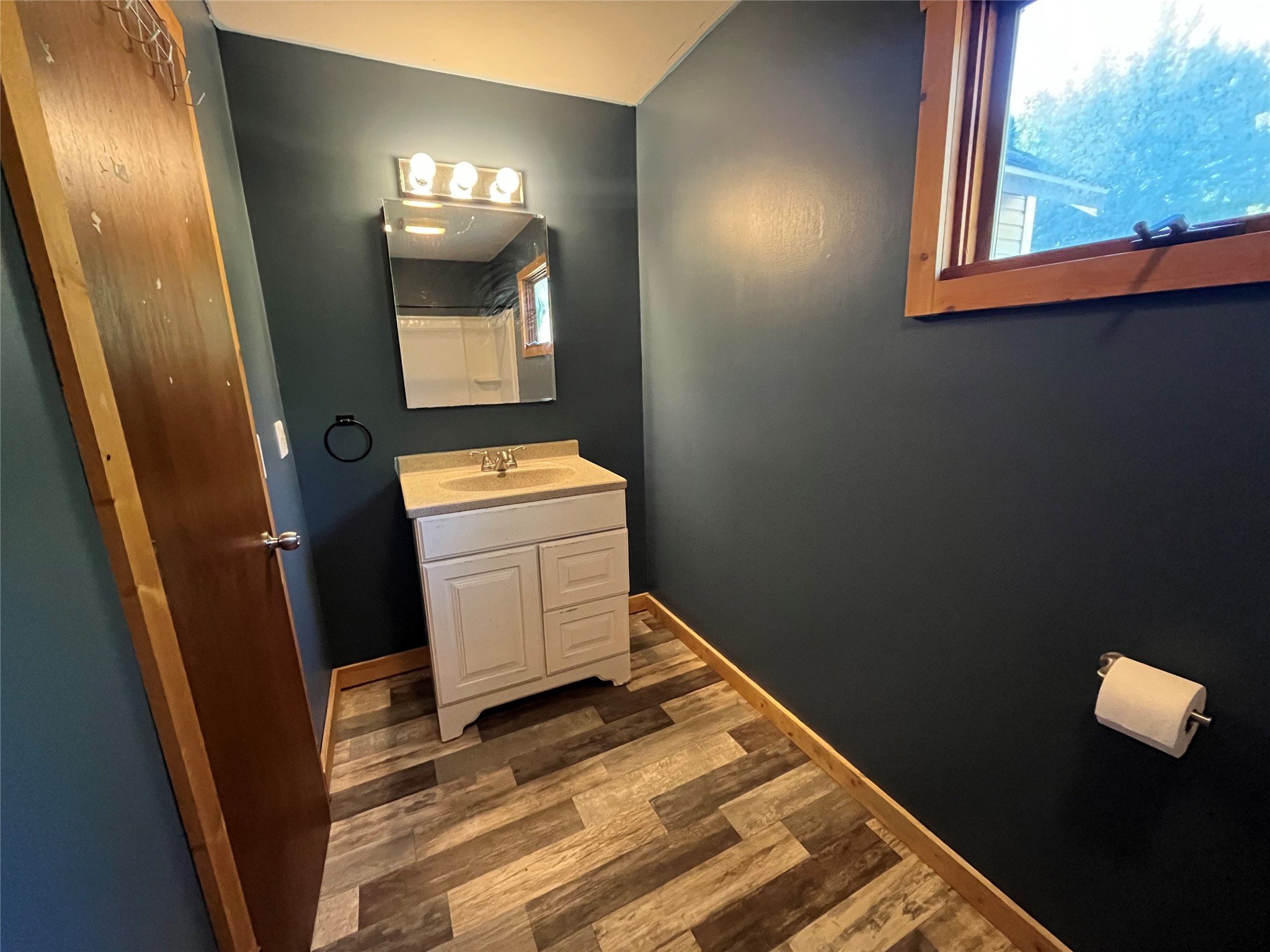 21920 N Sweden Road Property Photo 13