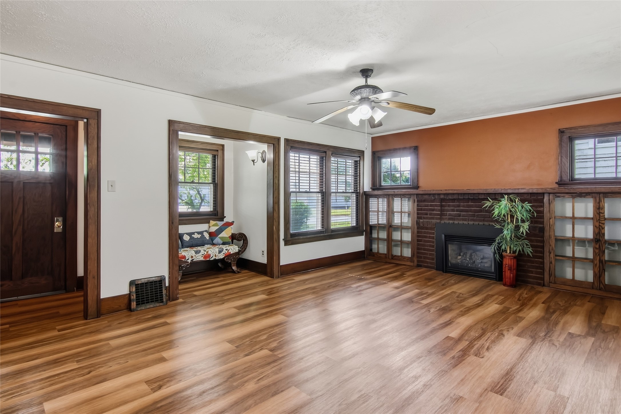 515 12th Avenue W Property Photo 10