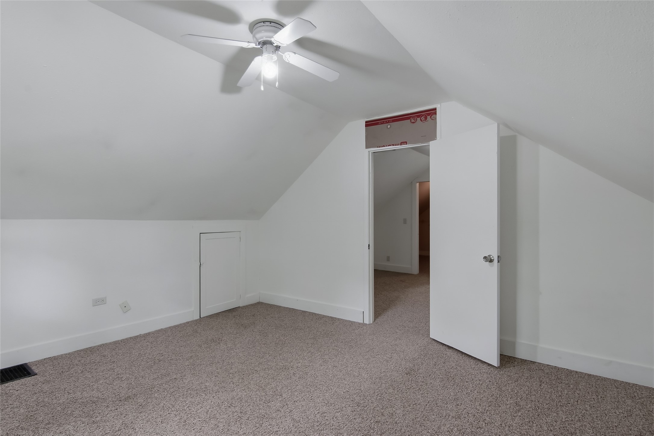 515 12th Avenue W Property Photo 17