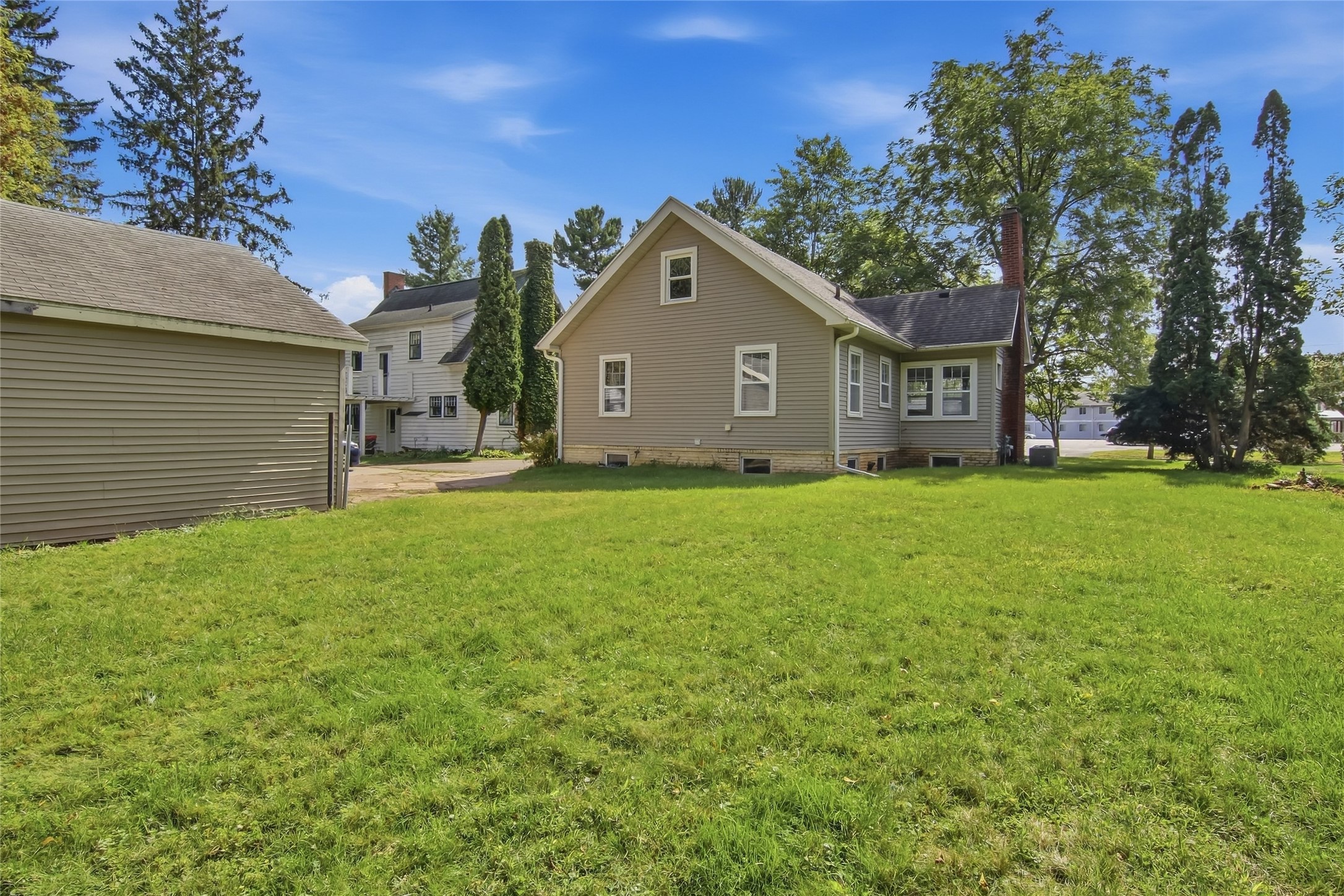 515 12th Avenue W Property Photo 29