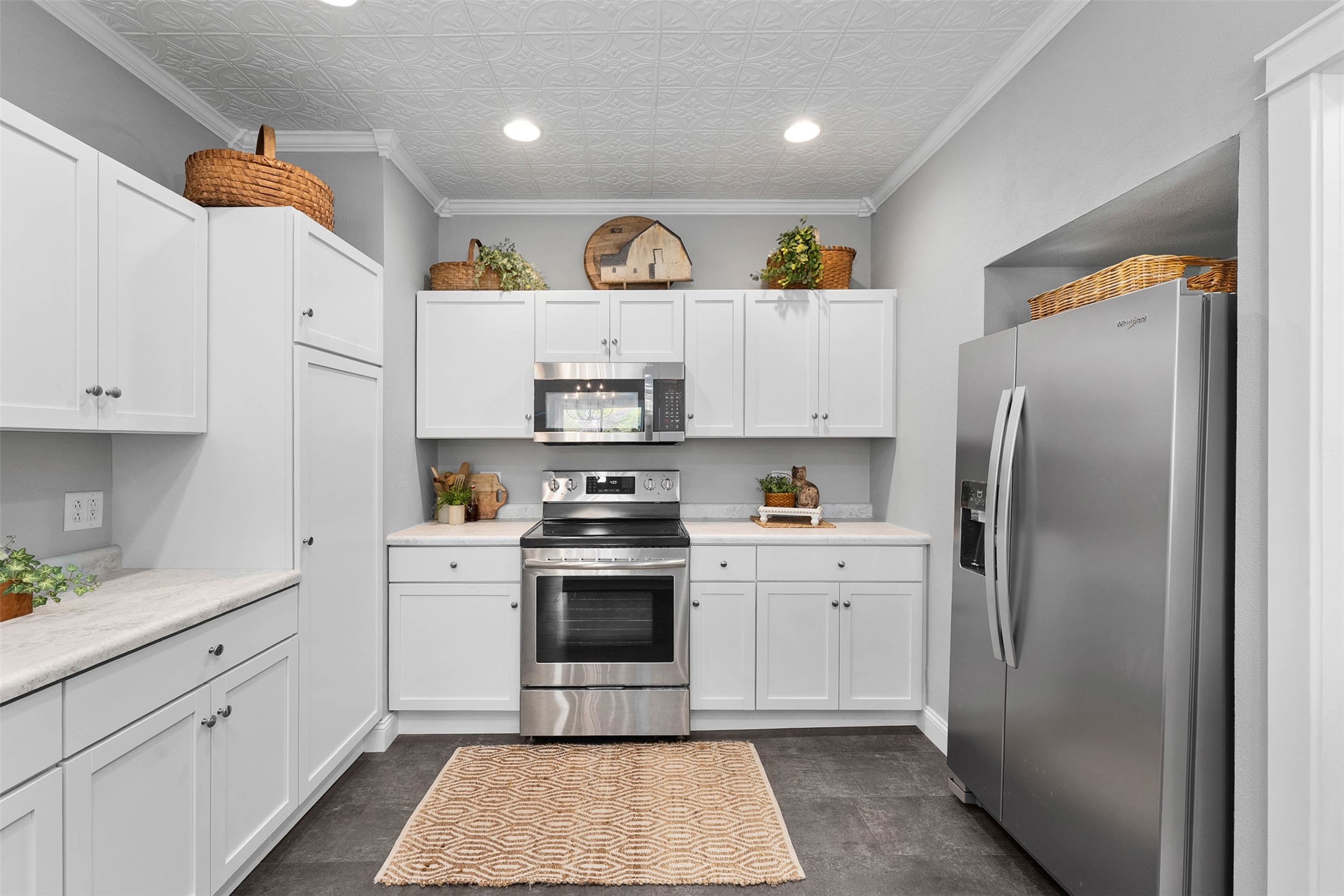 407 8th Avenue W Property Photo 18
