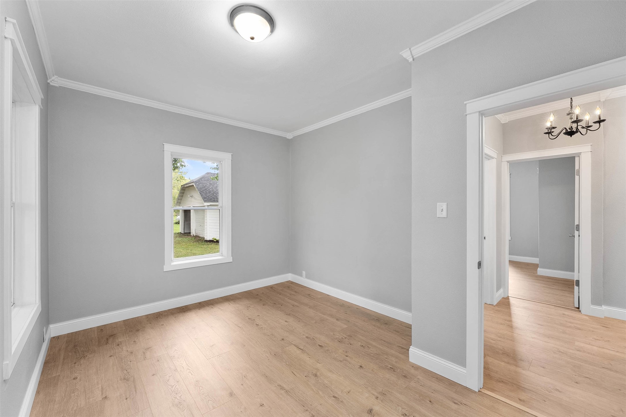 407 8th Avenue W Property Photo 25