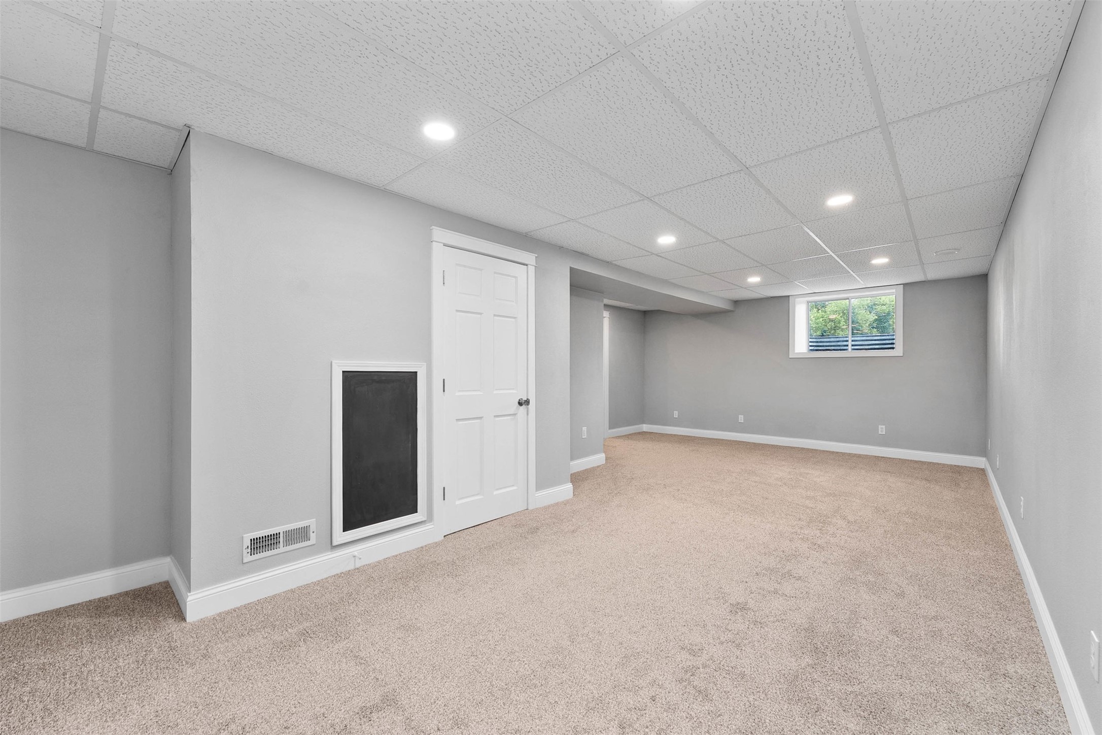 407 8th Avenue W Property Photo 31
