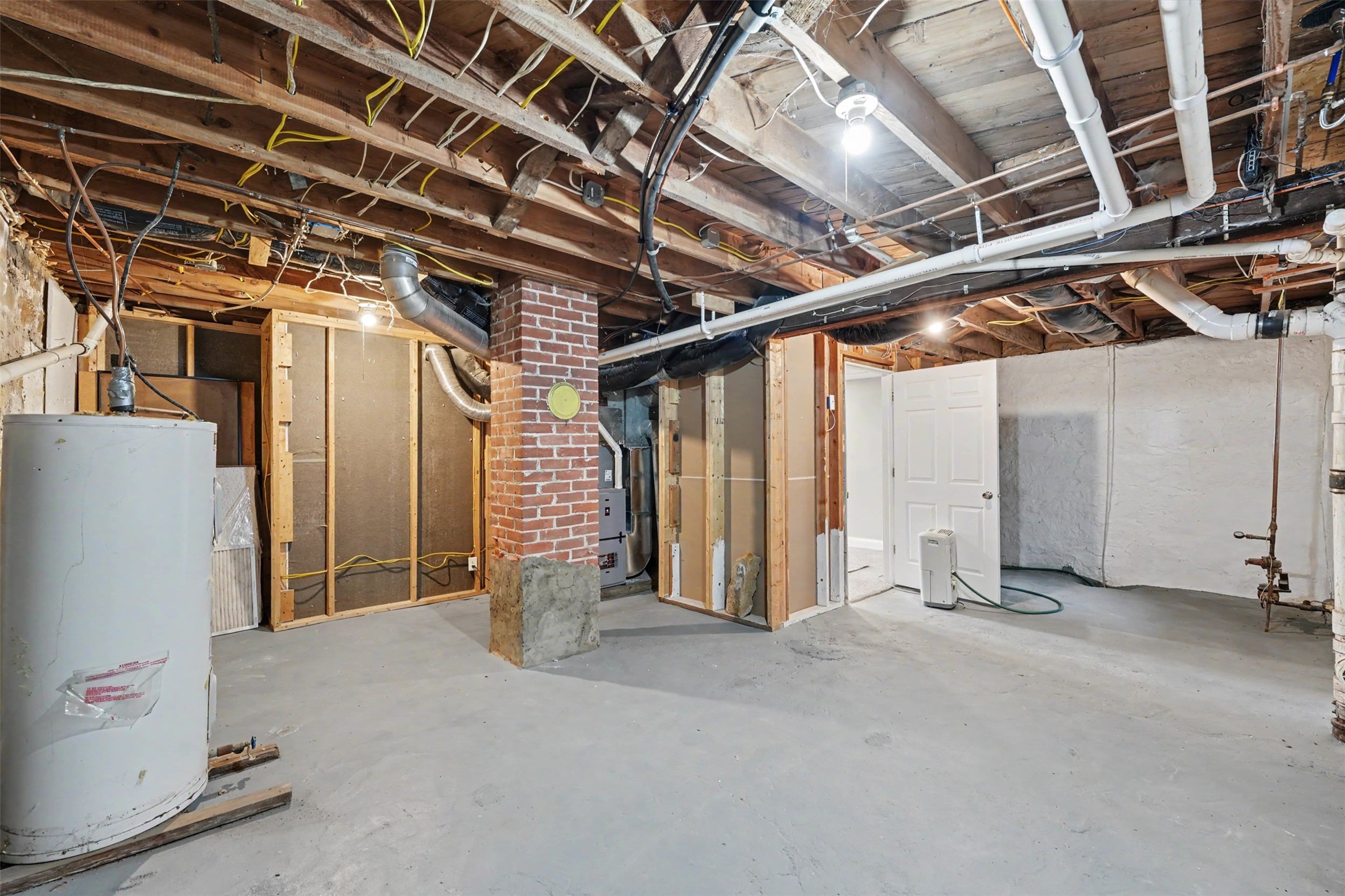 407 8th Avenue W Property Photo 35
