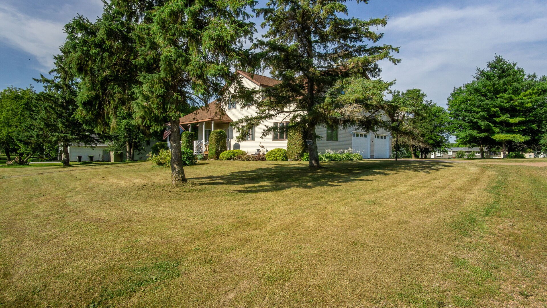 749 Madison Street Property Photo 2