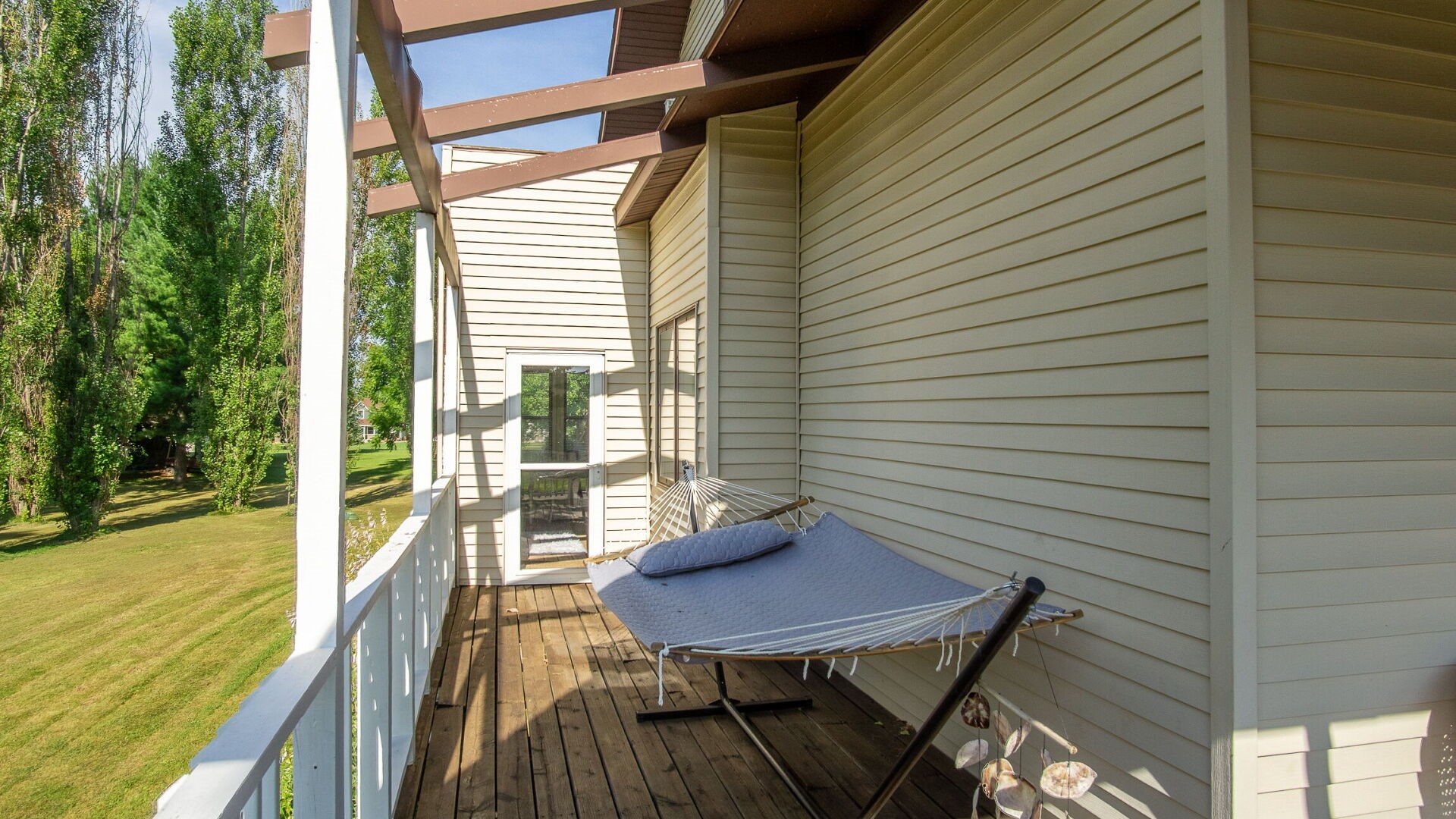 749 Madison Street Property Photo 6
