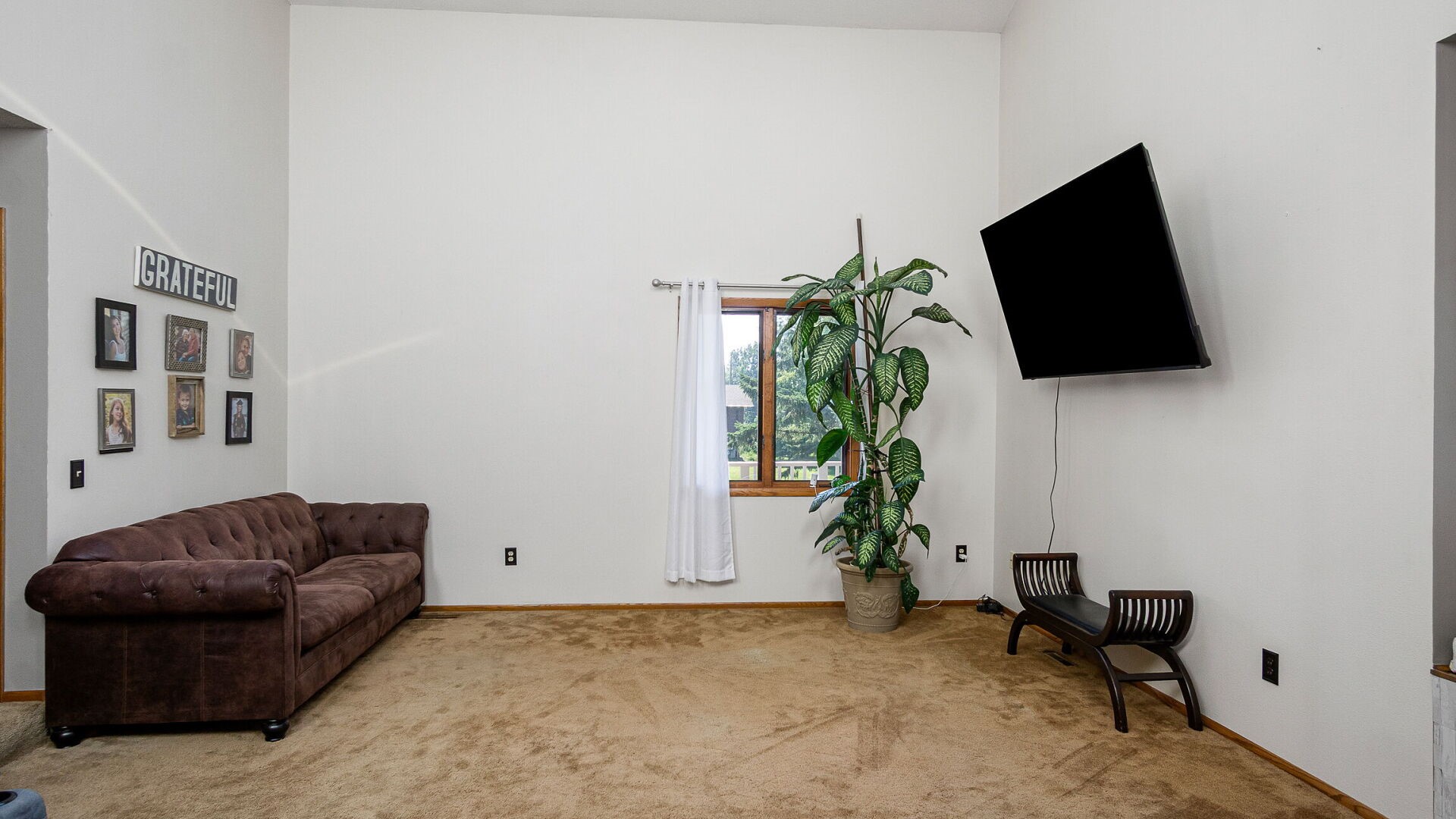 749 Madison Street Property Photo 9