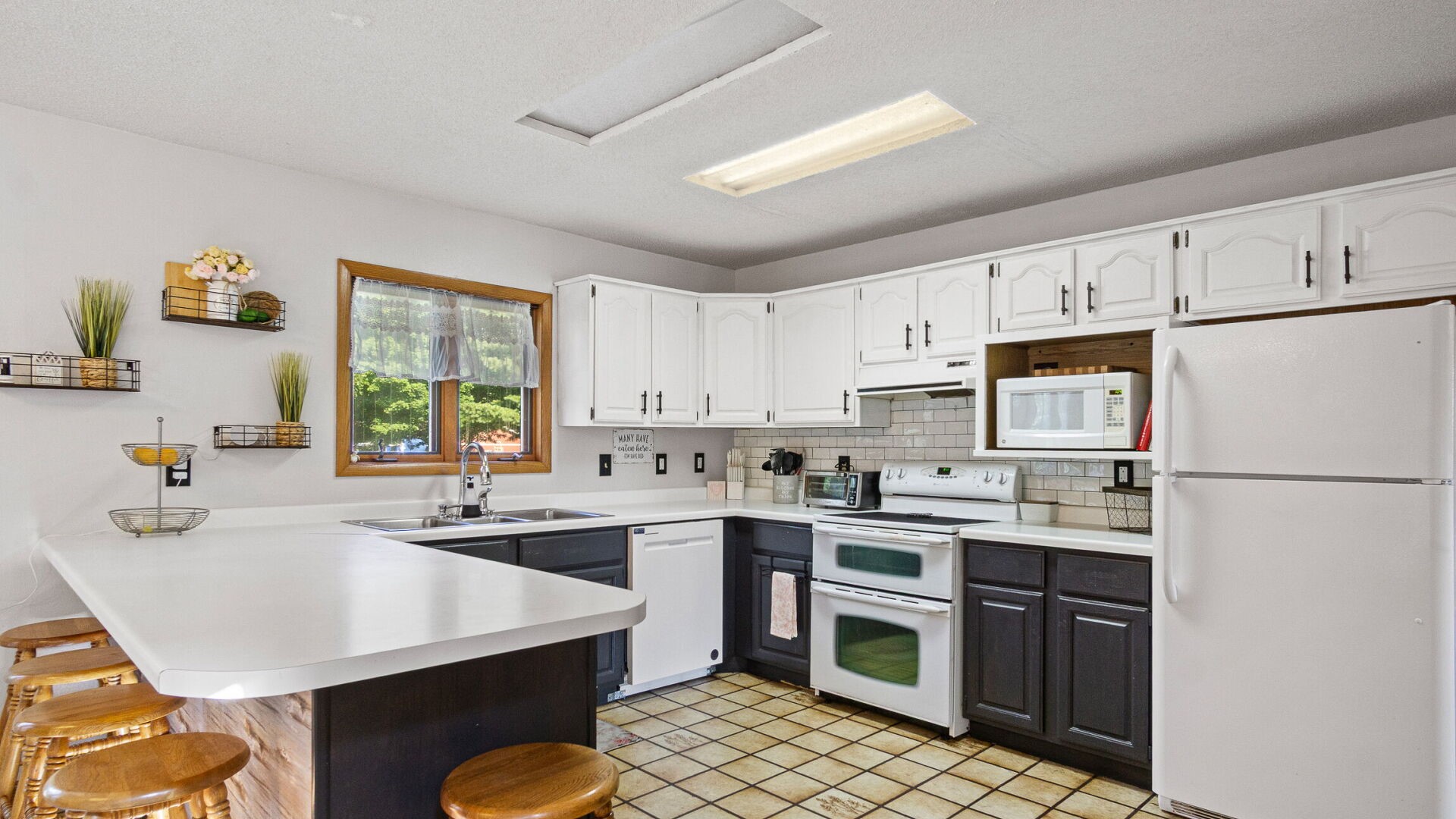 749 Madison Street Property Photo 13