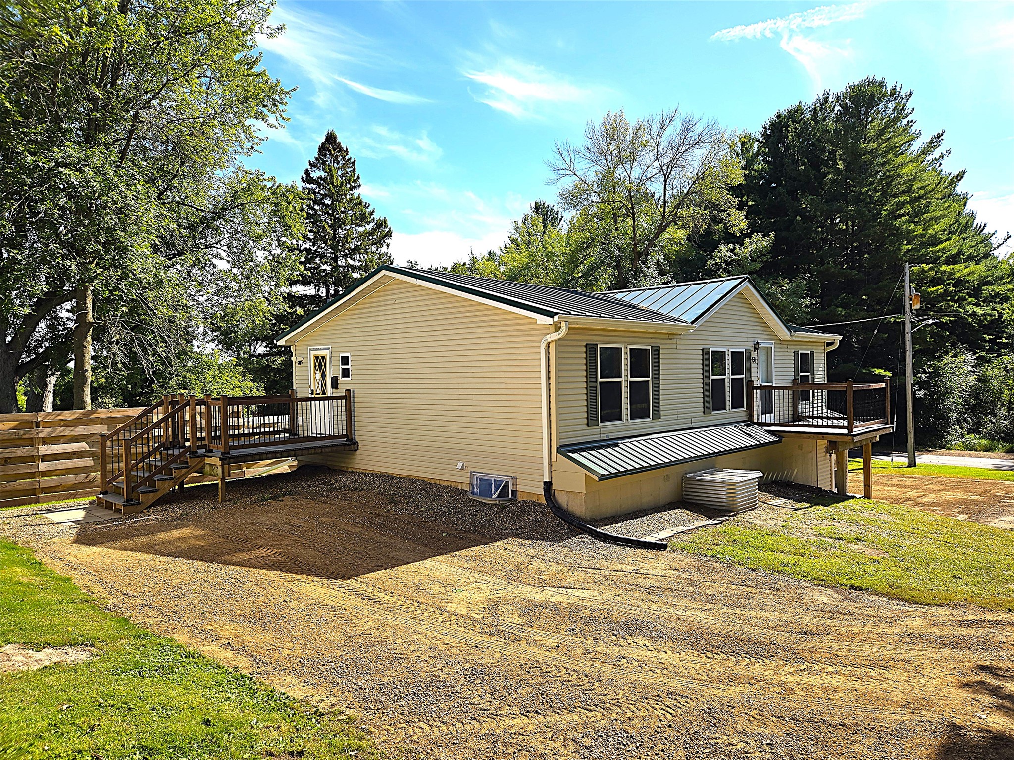 131 2nd Avenue Property Photo 3