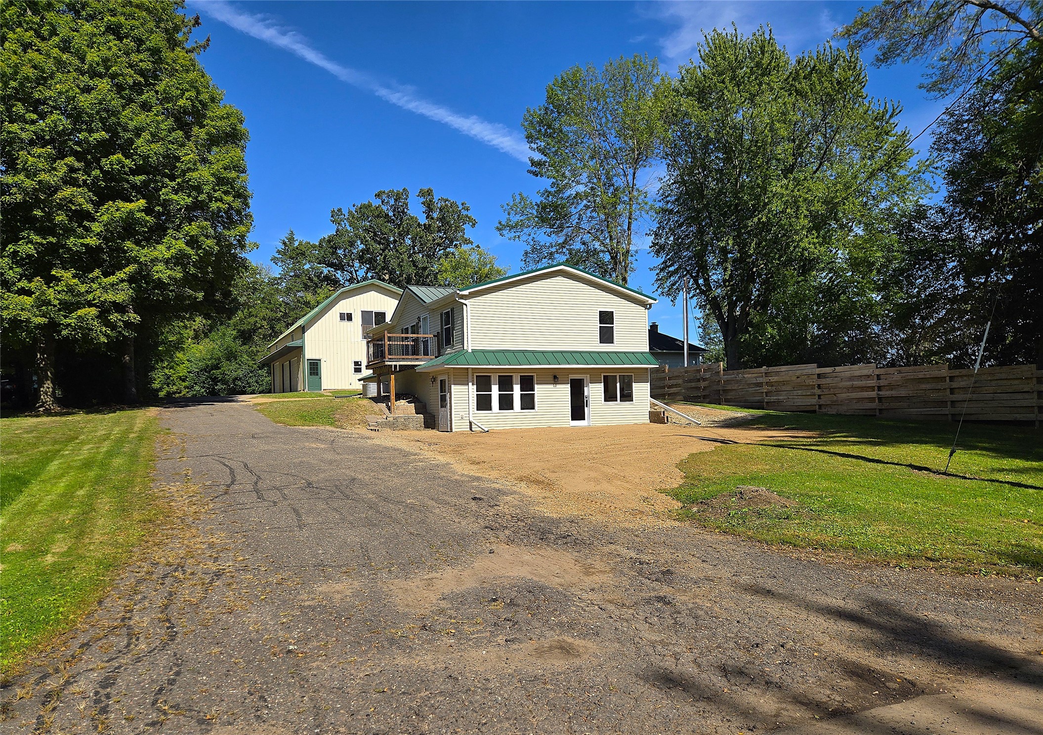 131 2nd Avenue Property Photo 6