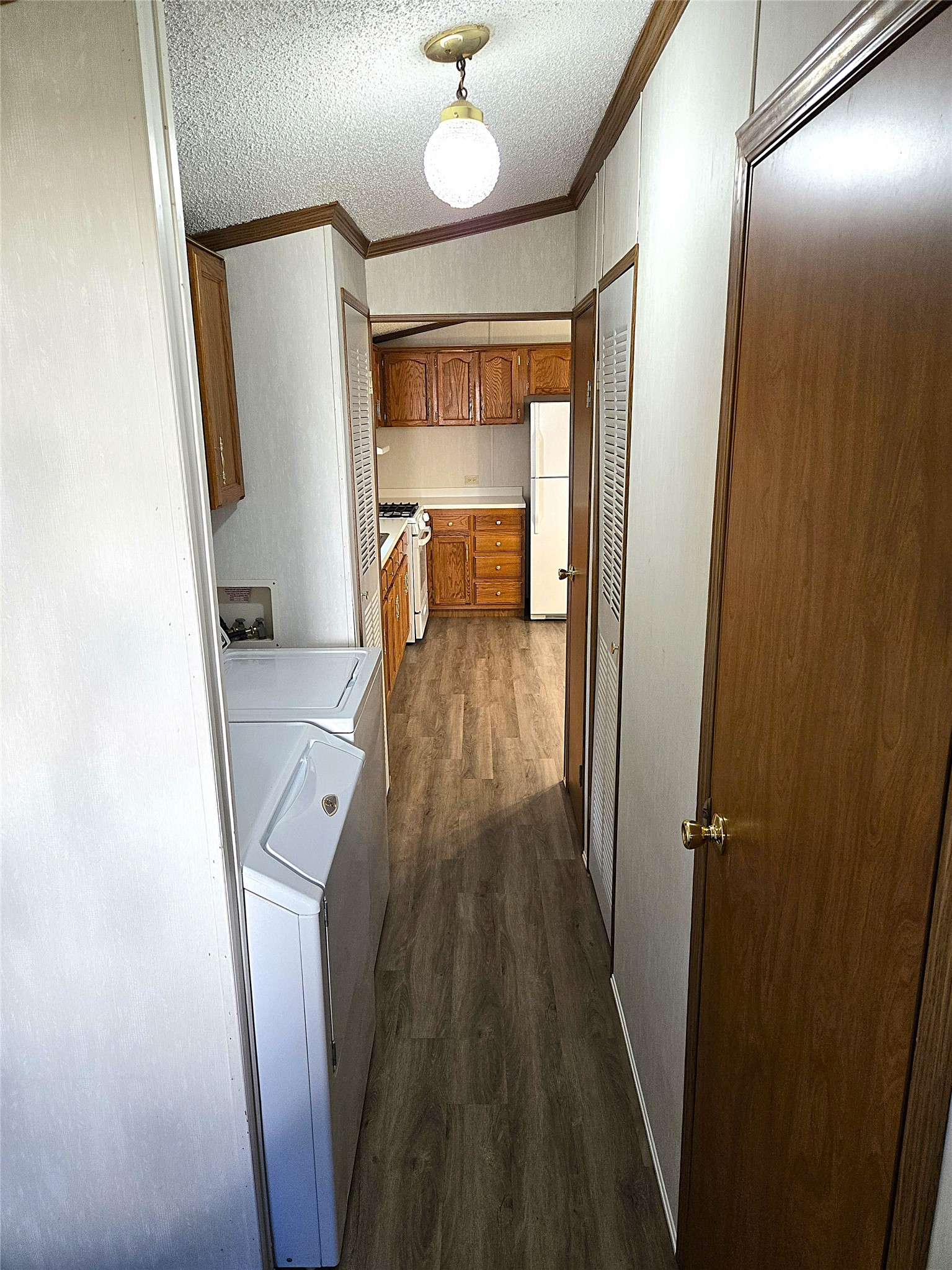 131 2nd Avenue Property Photo 9