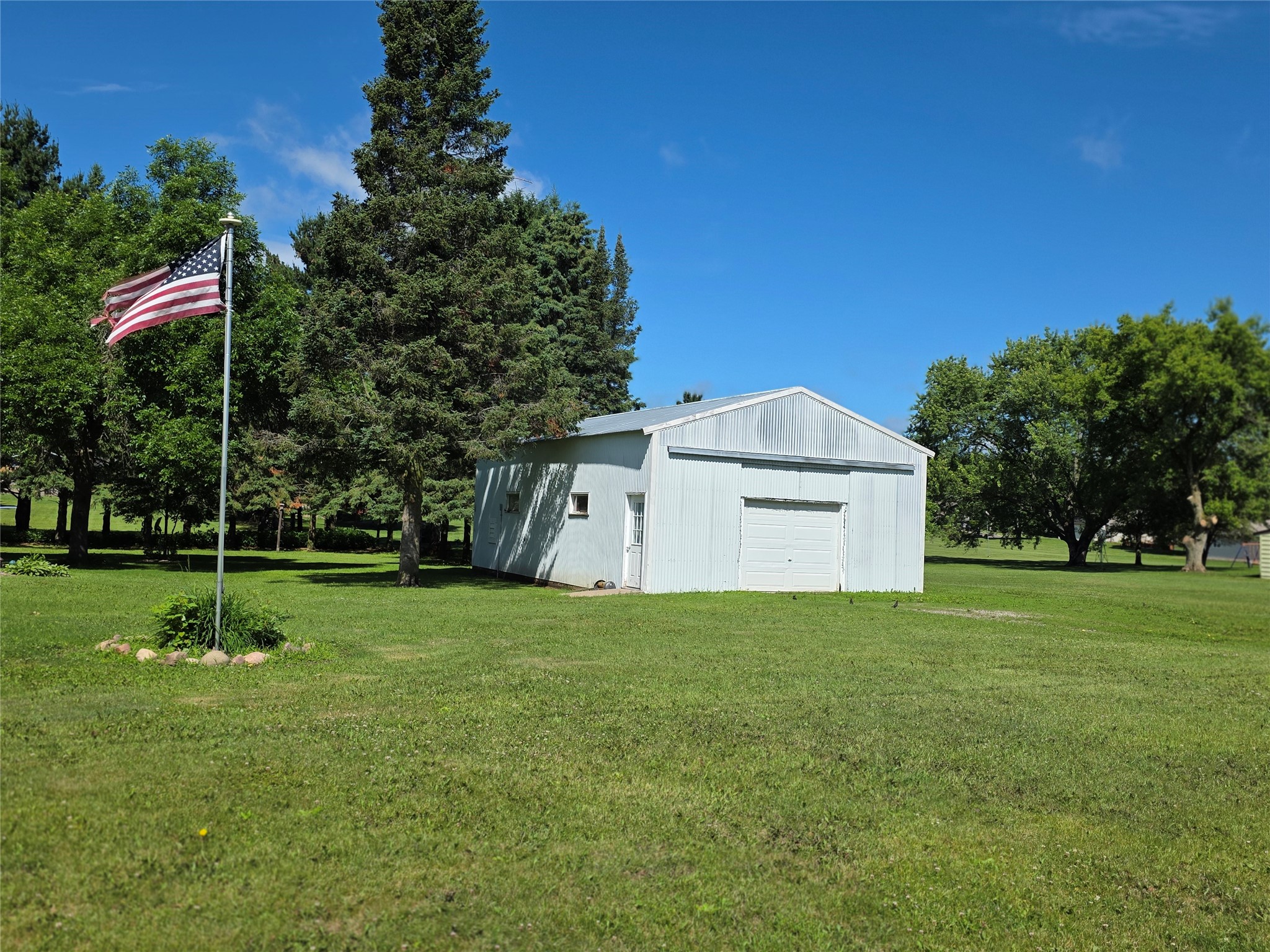 1954 22nd Street Property Photo 2