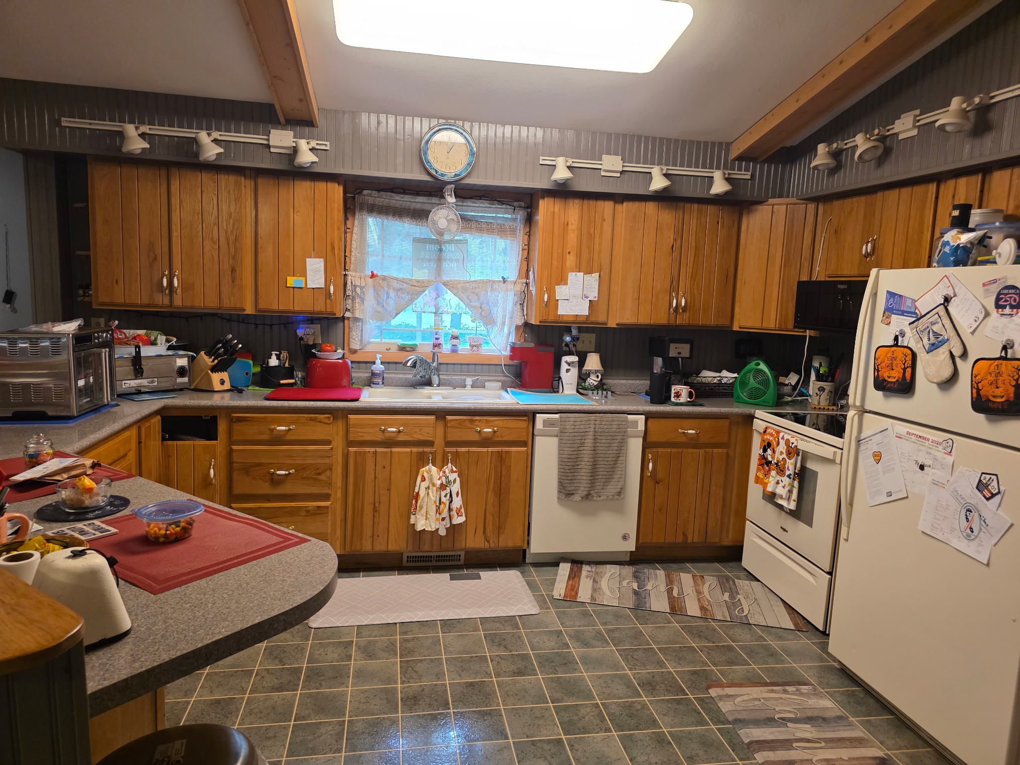 1954 22nd Street Property Photo 6