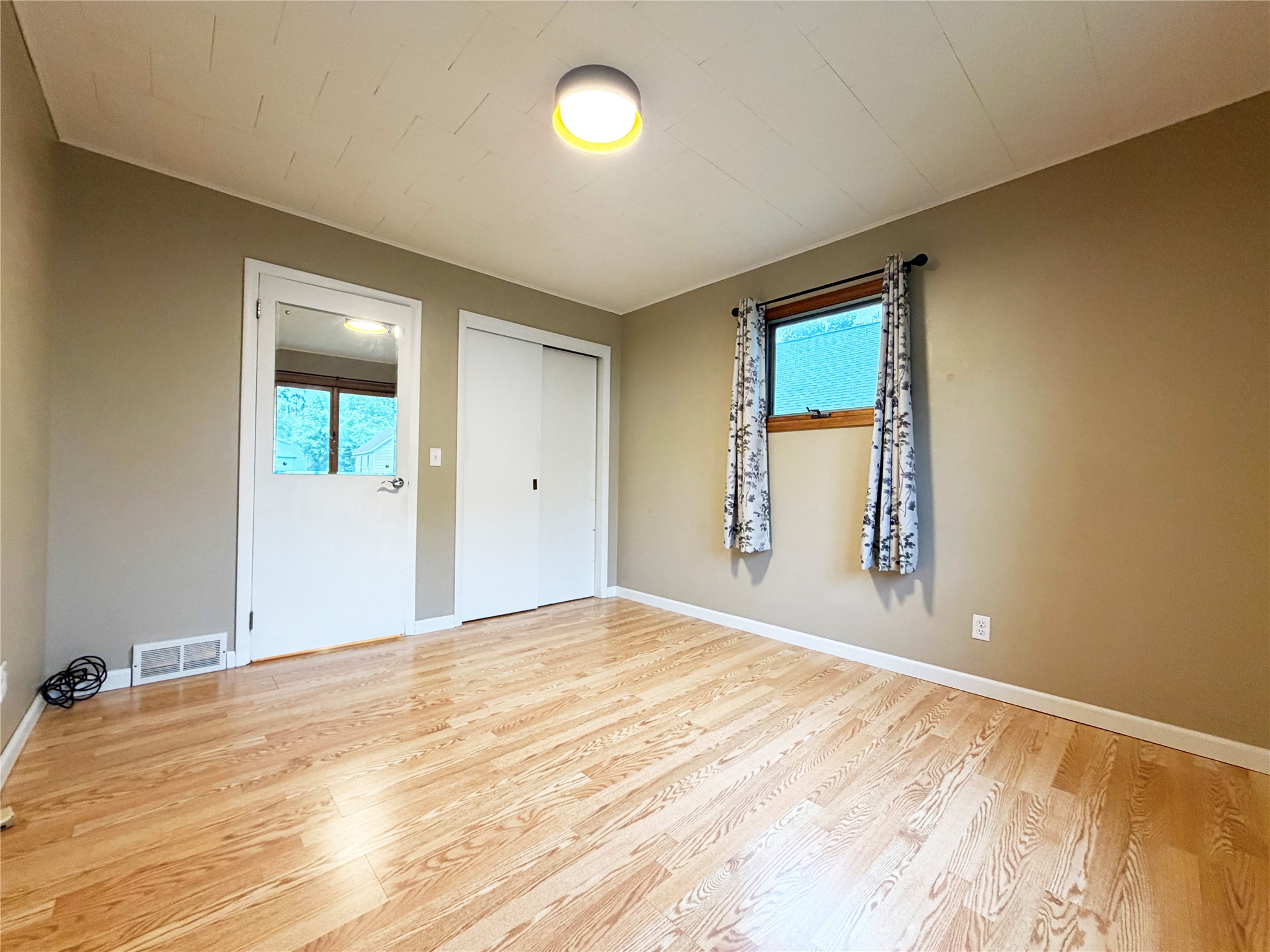 207 Hatten Avenue Property Photo 10