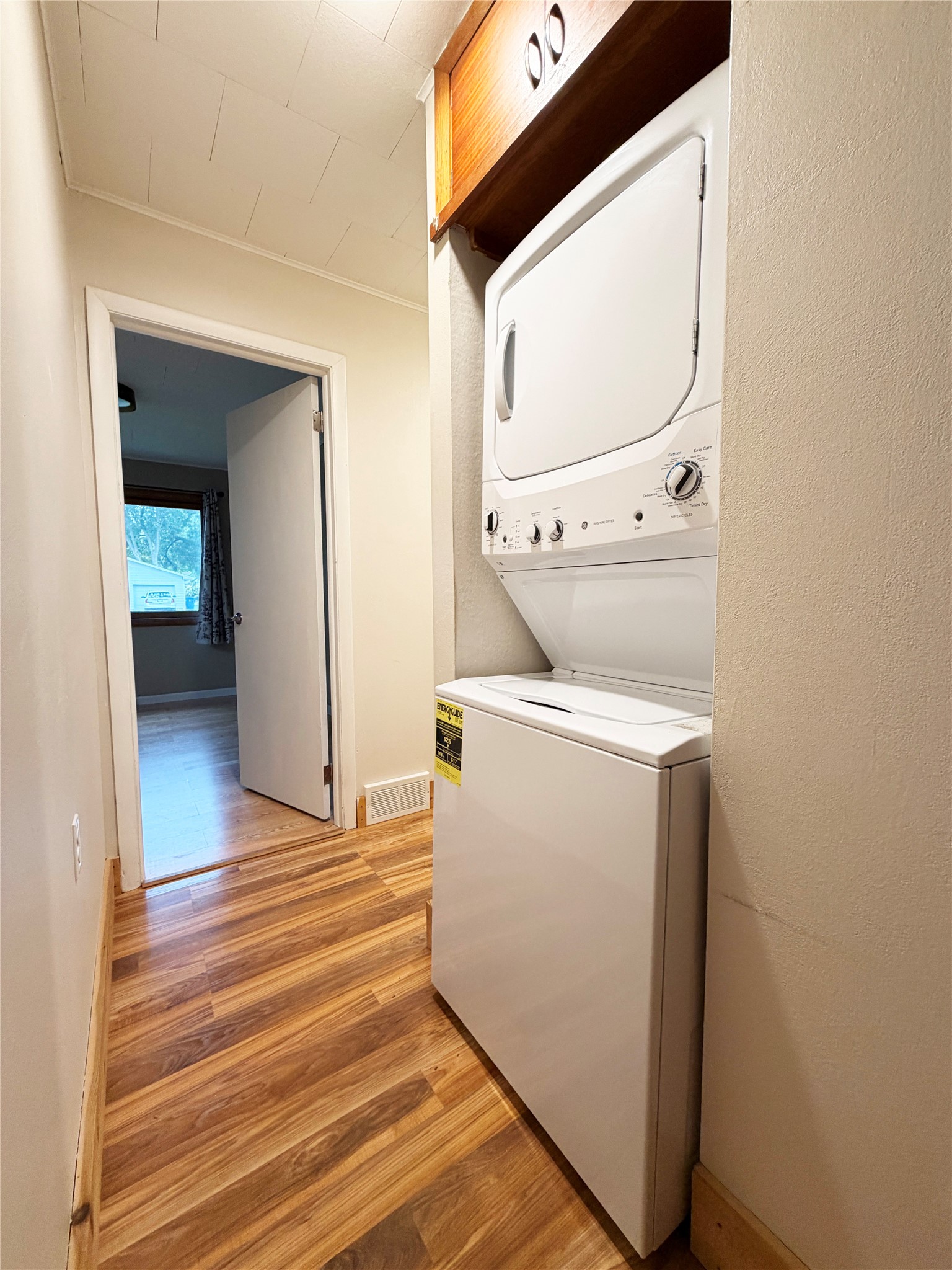207 Hatten Avenue Property Photo 13