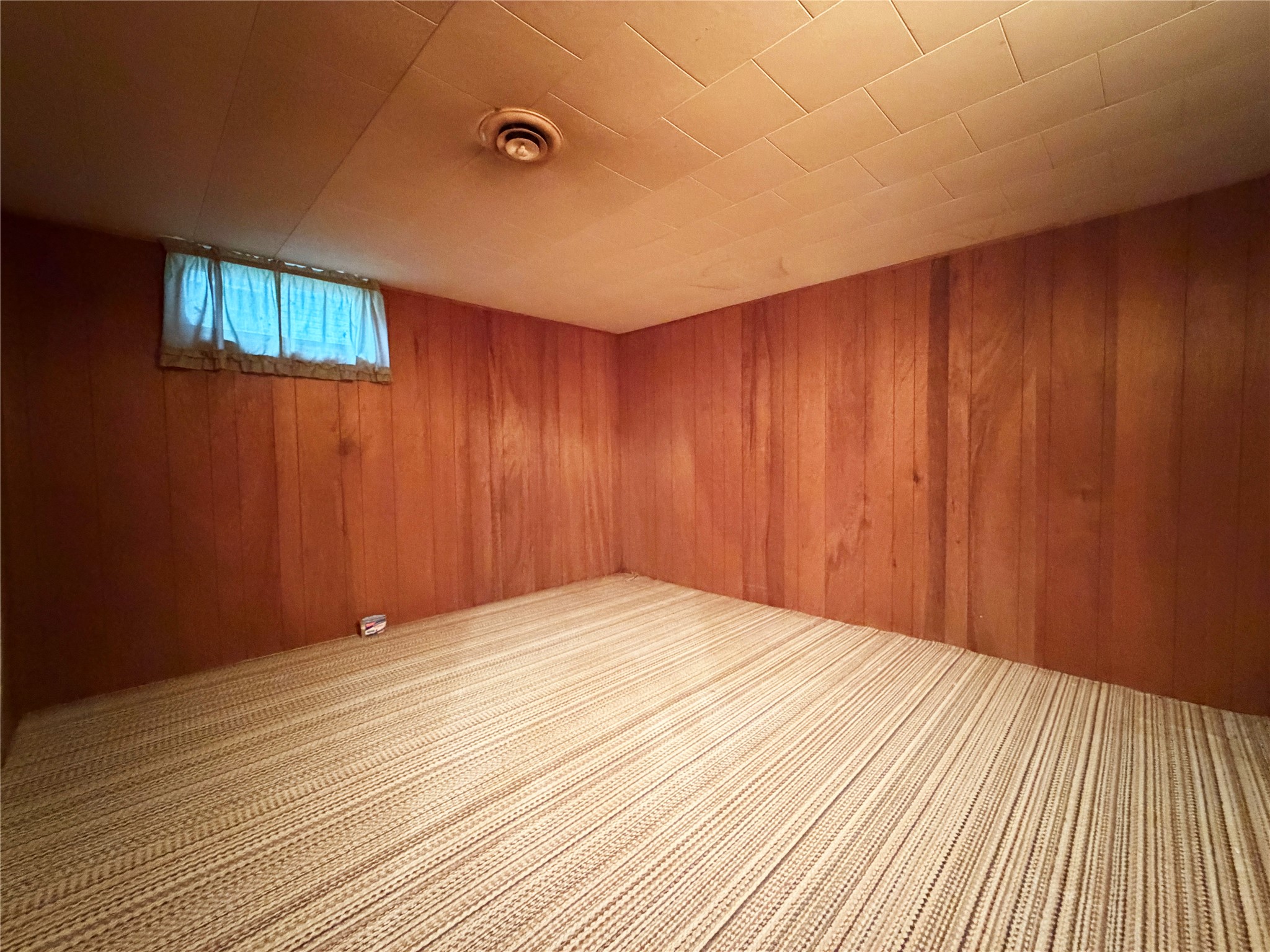 207 Hatten Avenue Property Photo 14